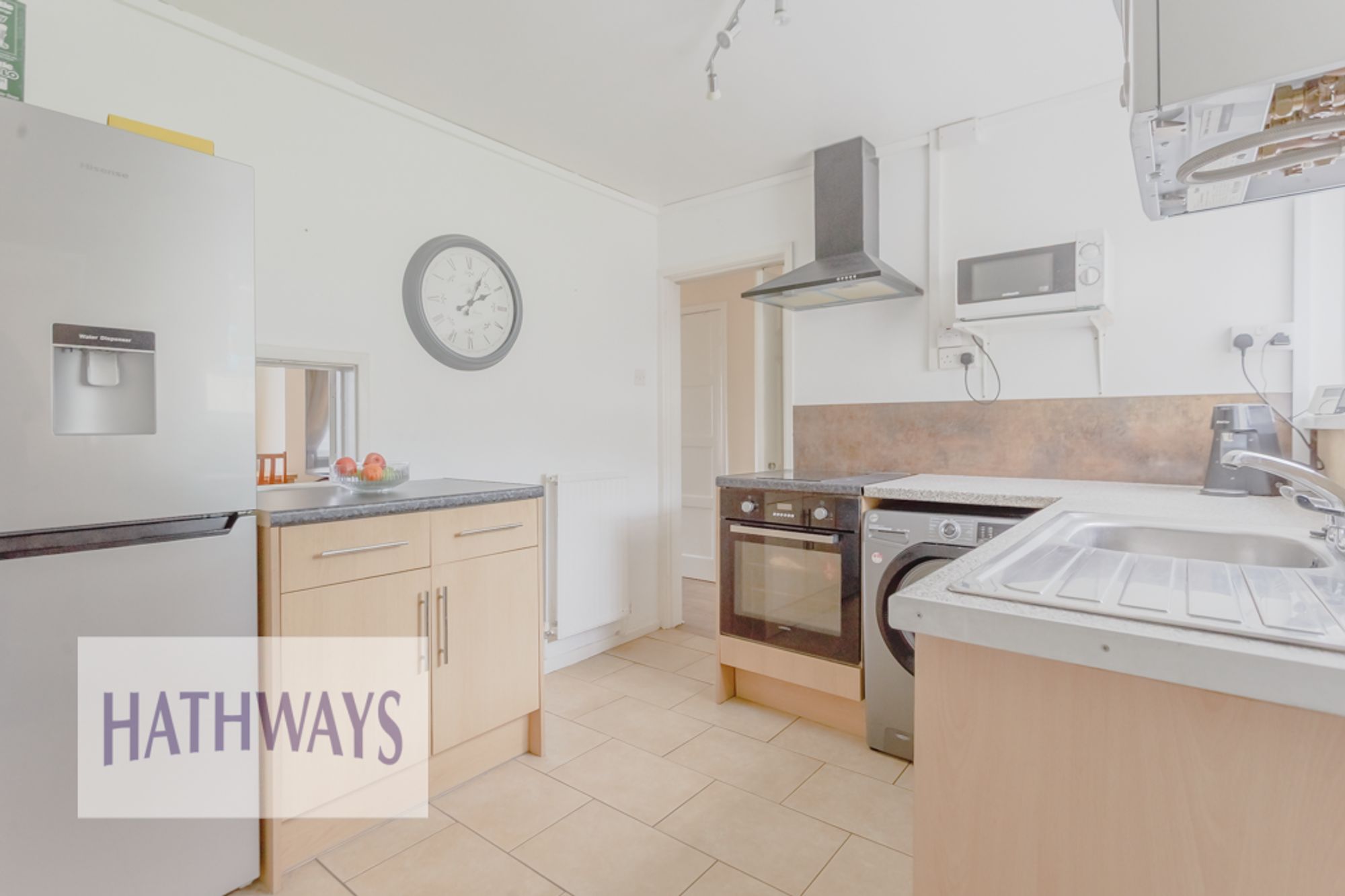 2 bed flat for sale in Oaklands Road, Pontypool 7