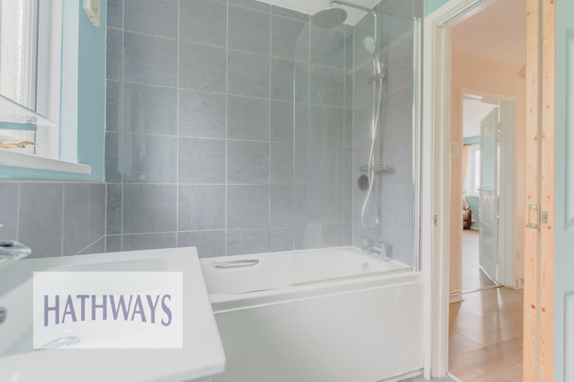 2 bed flat for sale in Oaklands Road, Pontypool 12