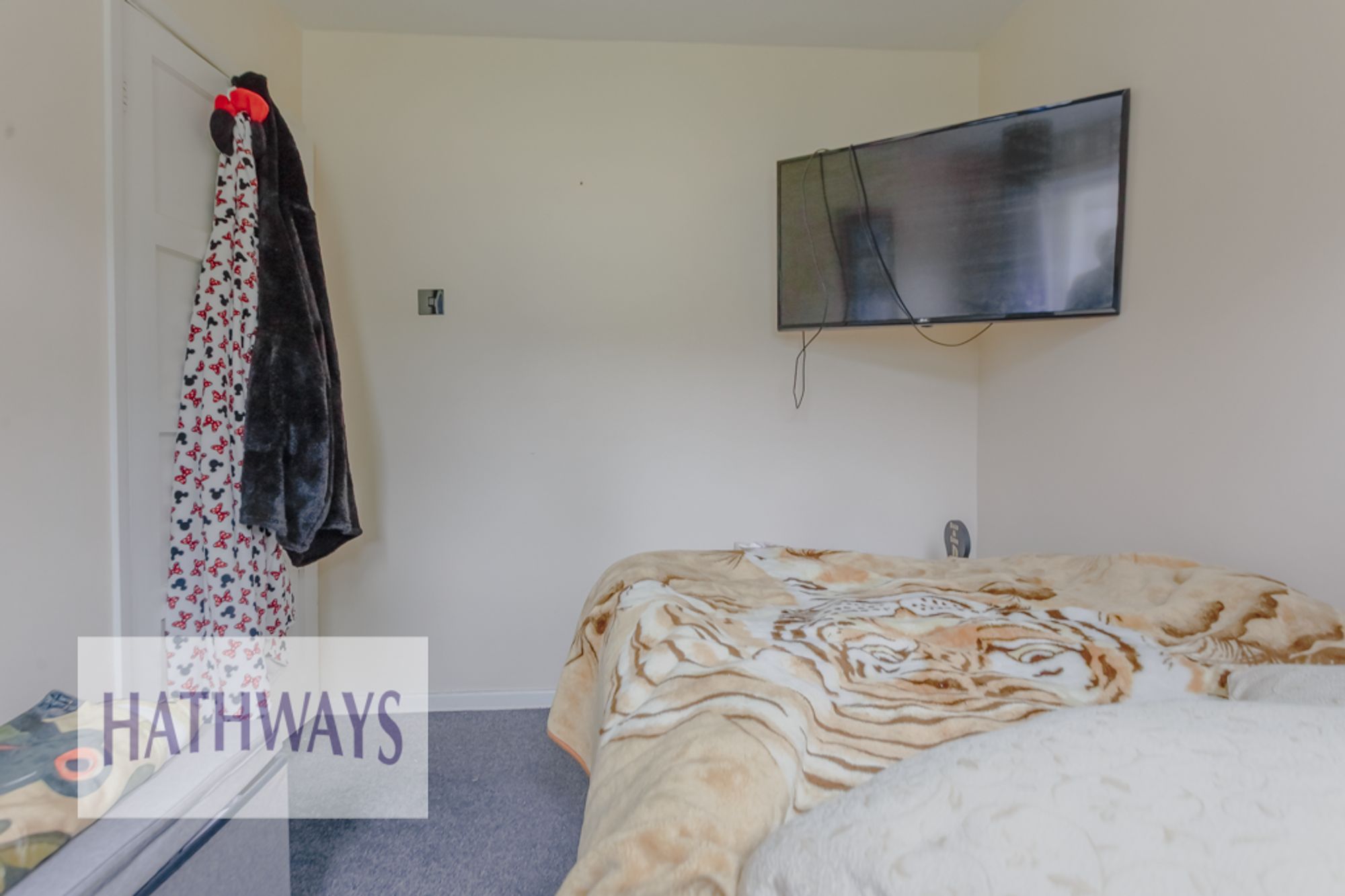 2 bed flat for sale in Oaklands Road, Pontypool 21