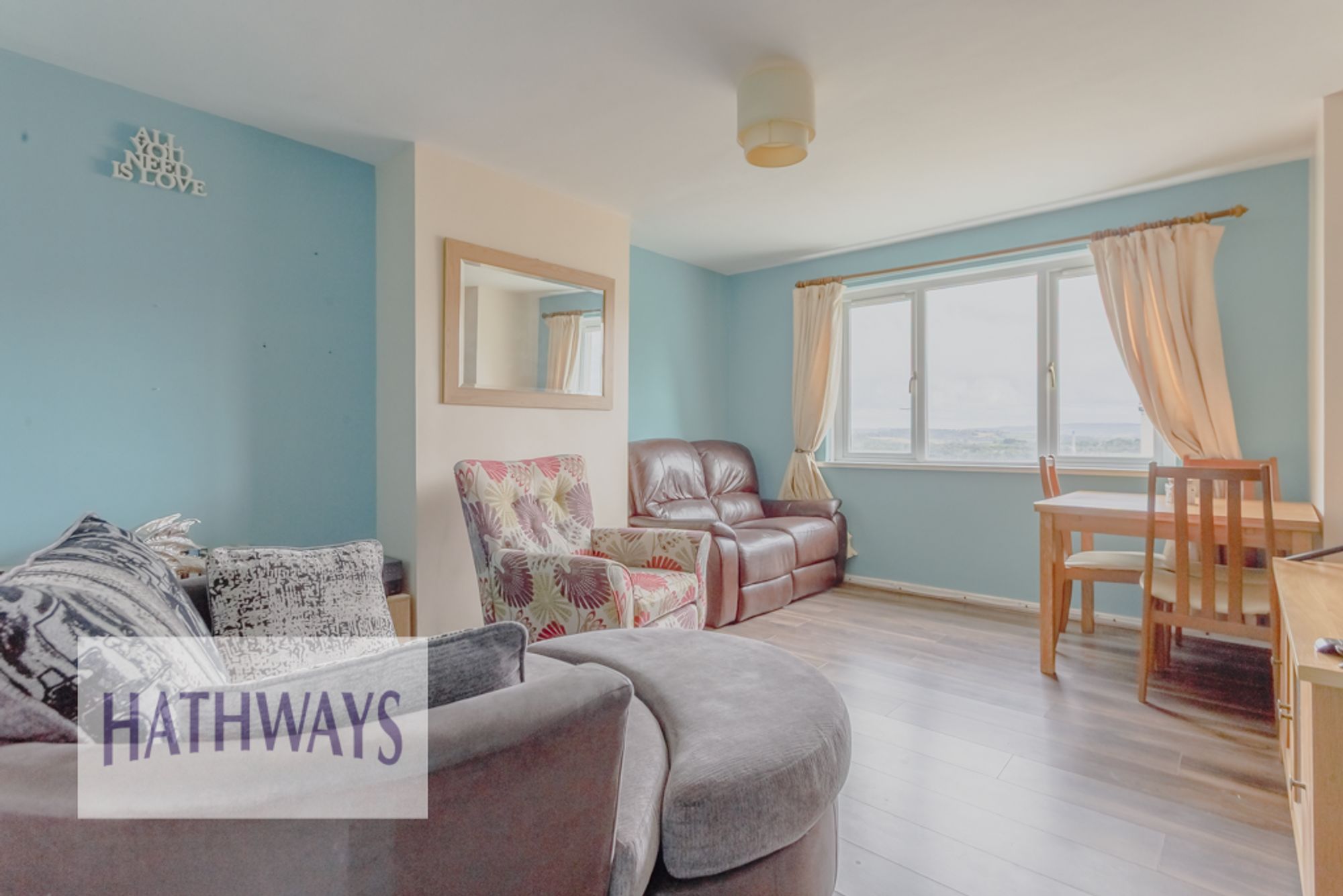 2 bed flat for sale in Oaklands Road, Pontypool 3