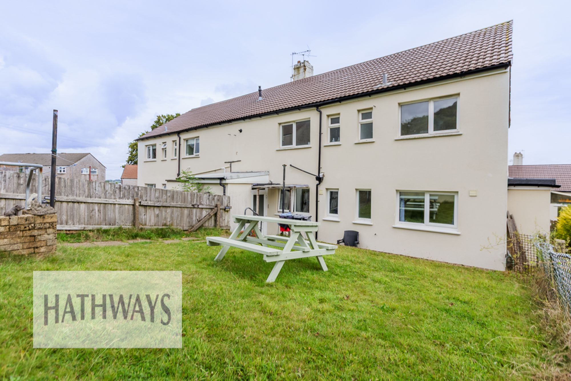 2 bed flat for sale in Oaklands Road, Pontypool  - Property Image 24