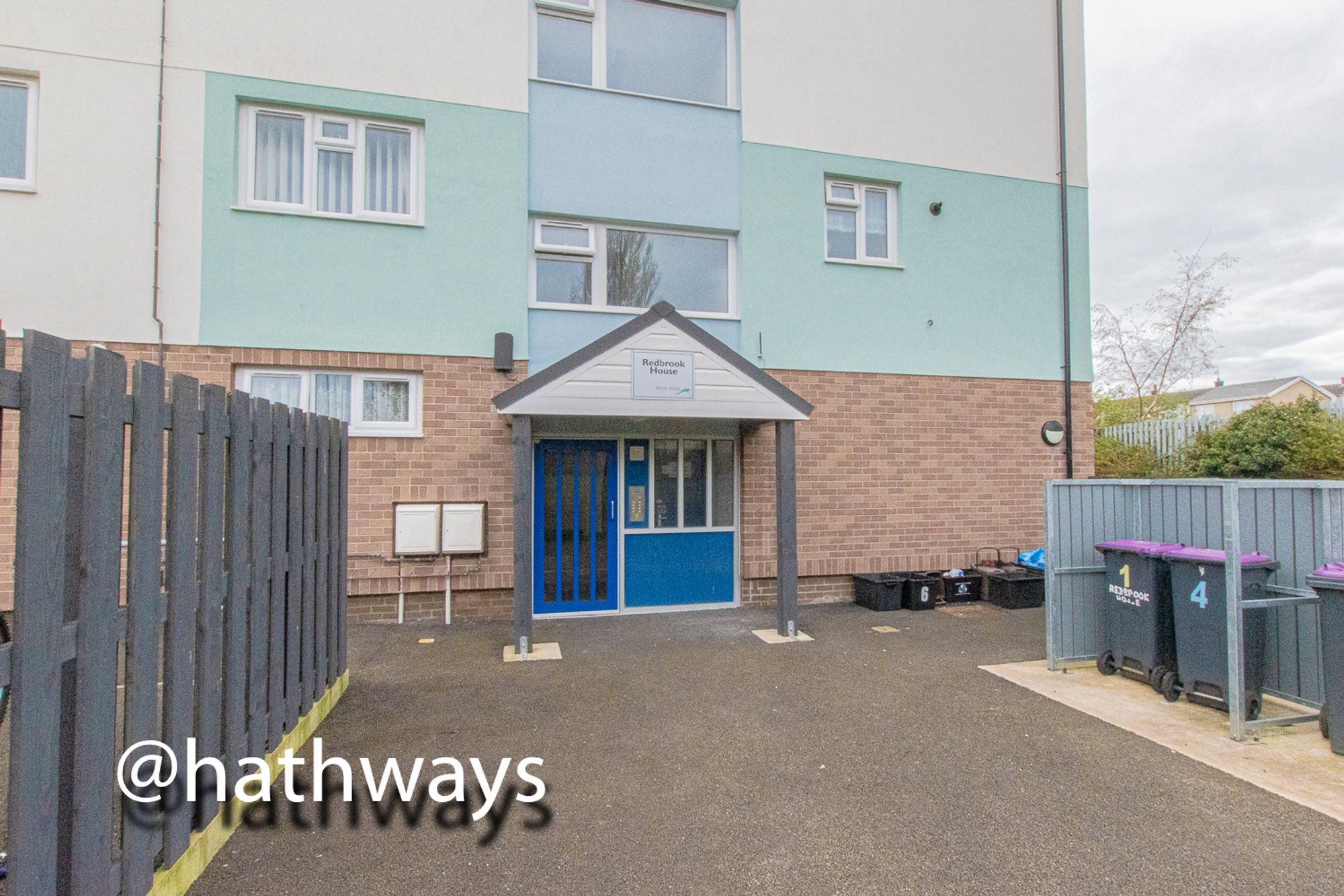 1 bed apartment to rent in Redbrook House, Cwmbran, NP44 14