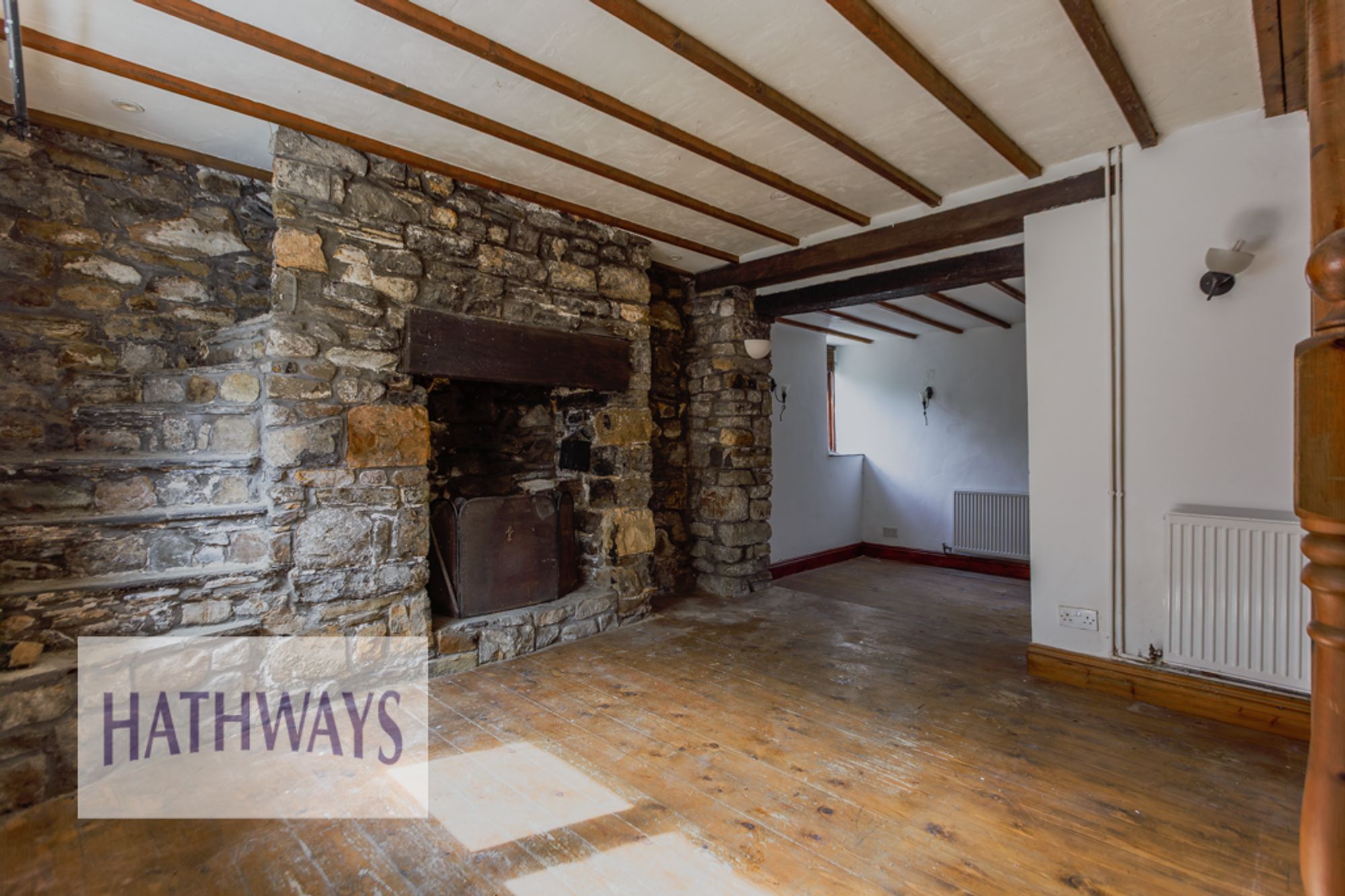 2 bed end of terrace house for sale in Cwmynyscoy Road, Pontypool 4