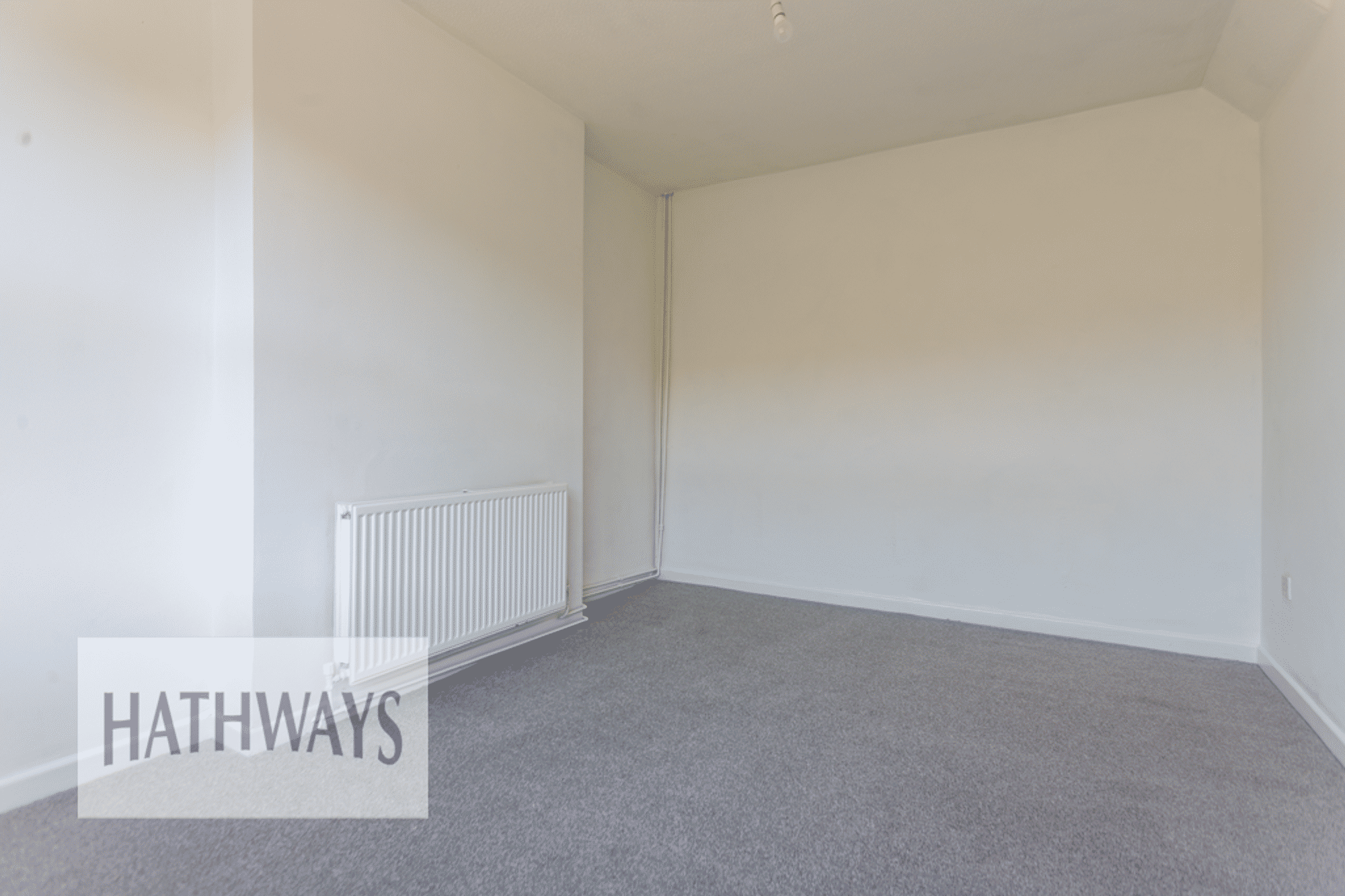 2 bed mid-terraced house for sale in Commercial Road, Abertillery  - Property Image 8
