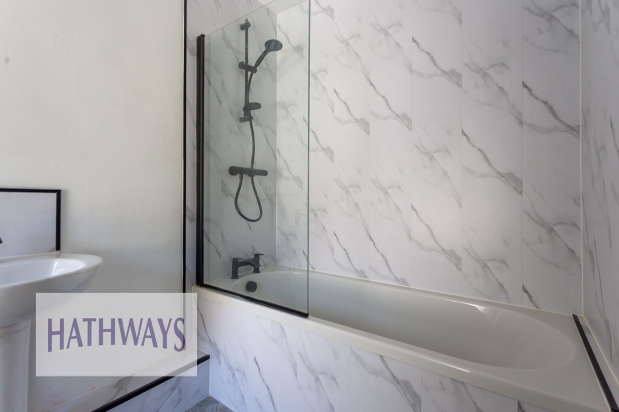 2 bed mid-terraced house for sale in Commercial Road, Abertillery 19