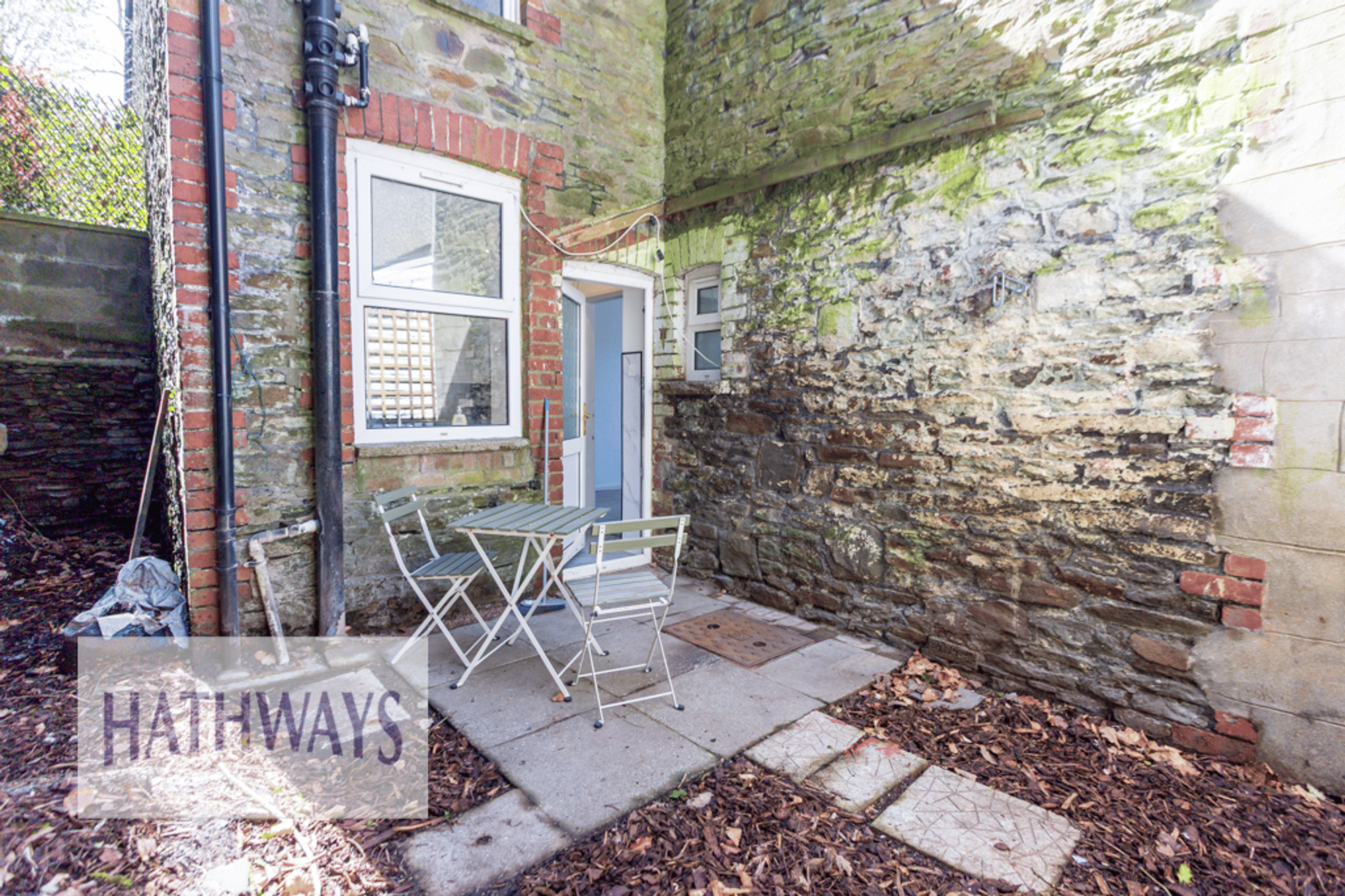 2 bed mid-terraced house for sale in Commercial Road, Abertillery  - Property Image 27