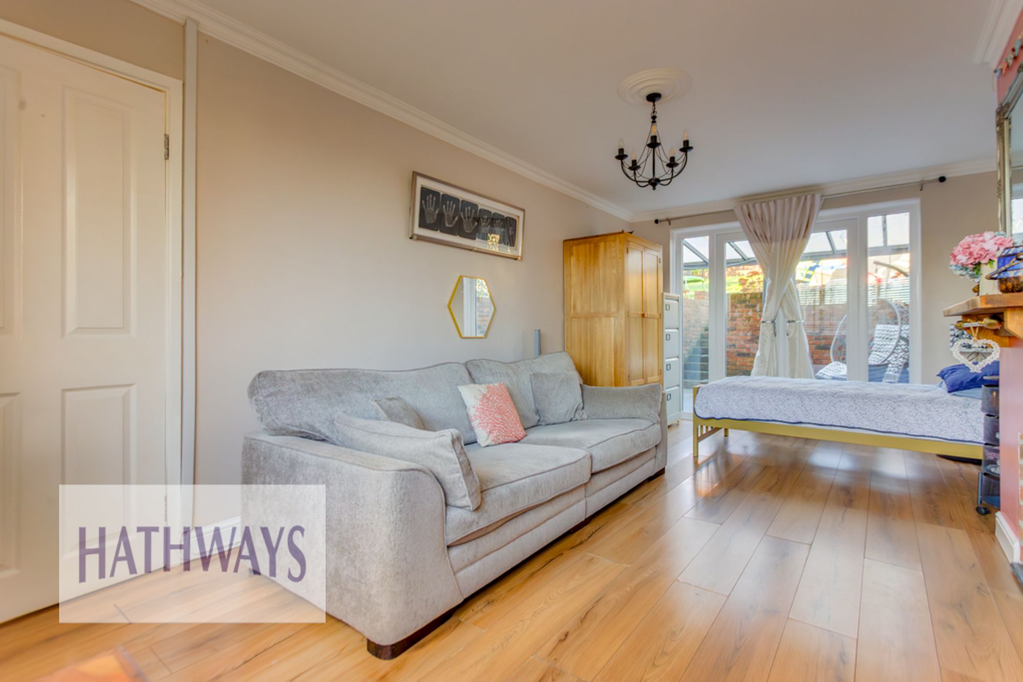 3 bed mid-terraced house for sale in Springfield Road, Pontypool  - Property Image 6