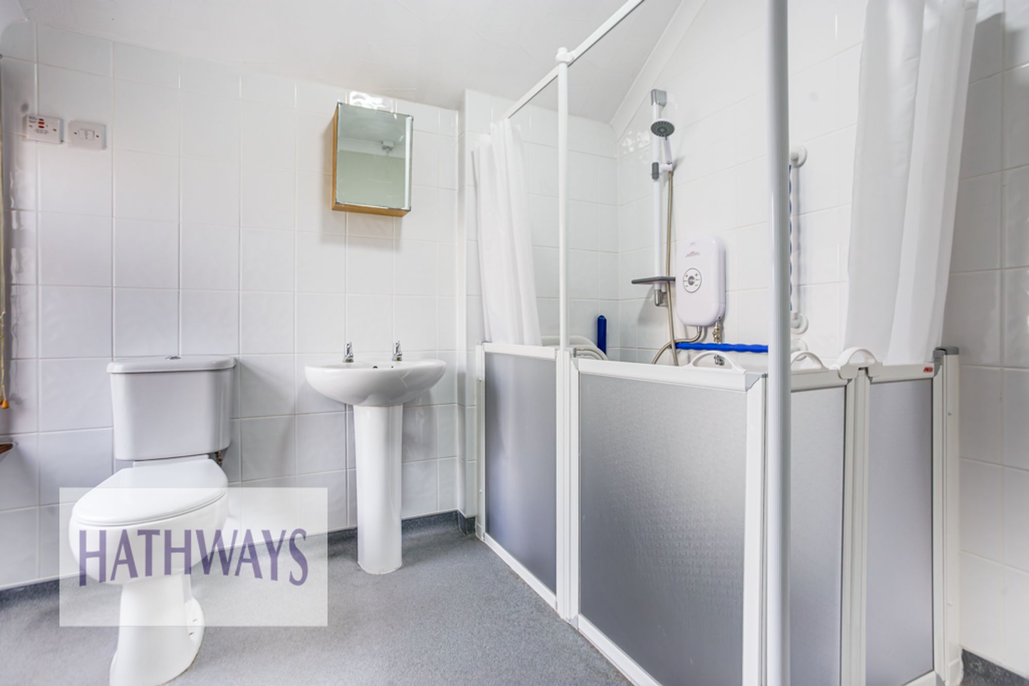 2 bed terraced house for sale in Park View, Cwmbran  - Property Image 29