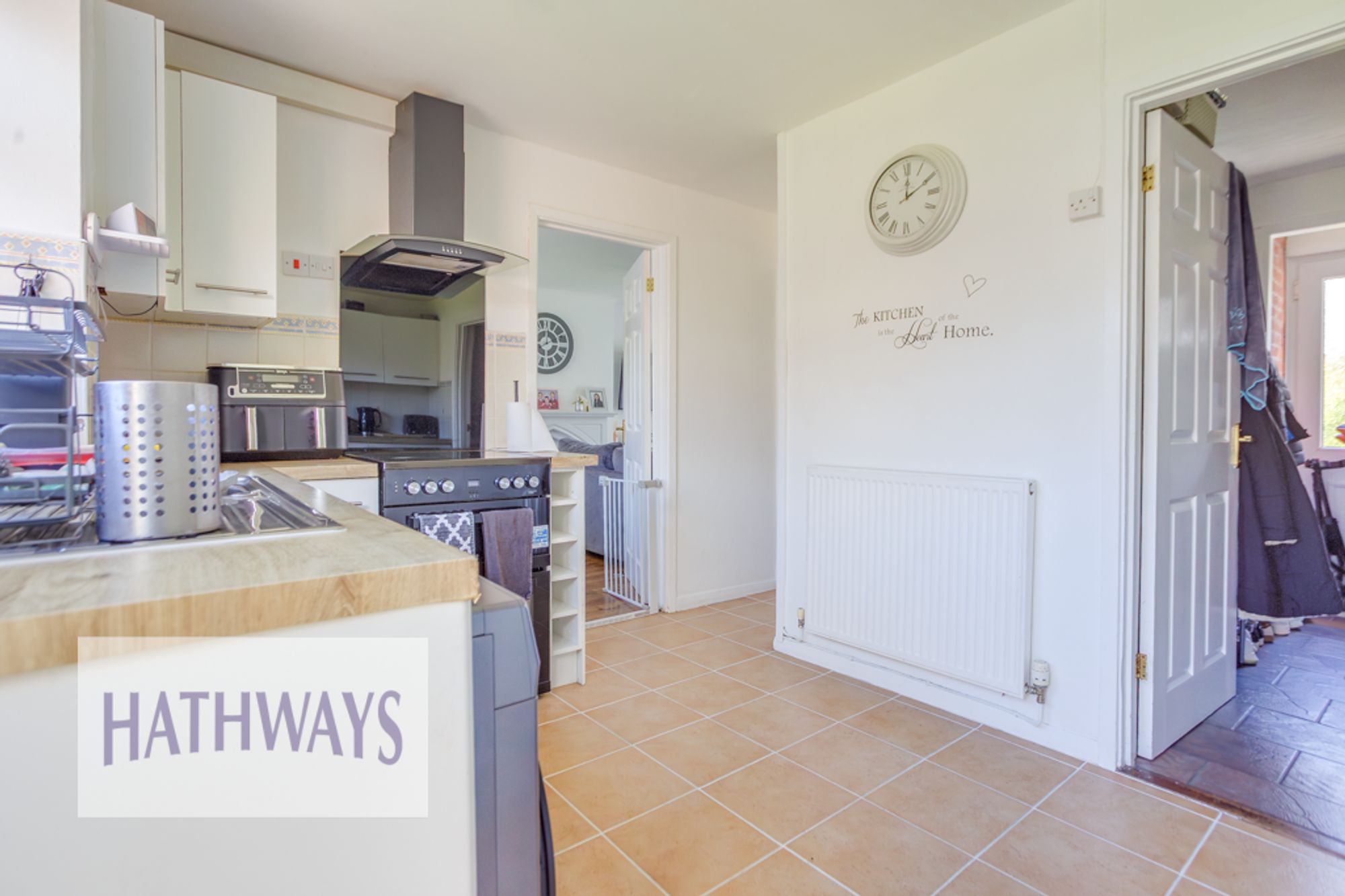 3 bed mid-terraced house for sale in Olway Close, Cwmbran 13