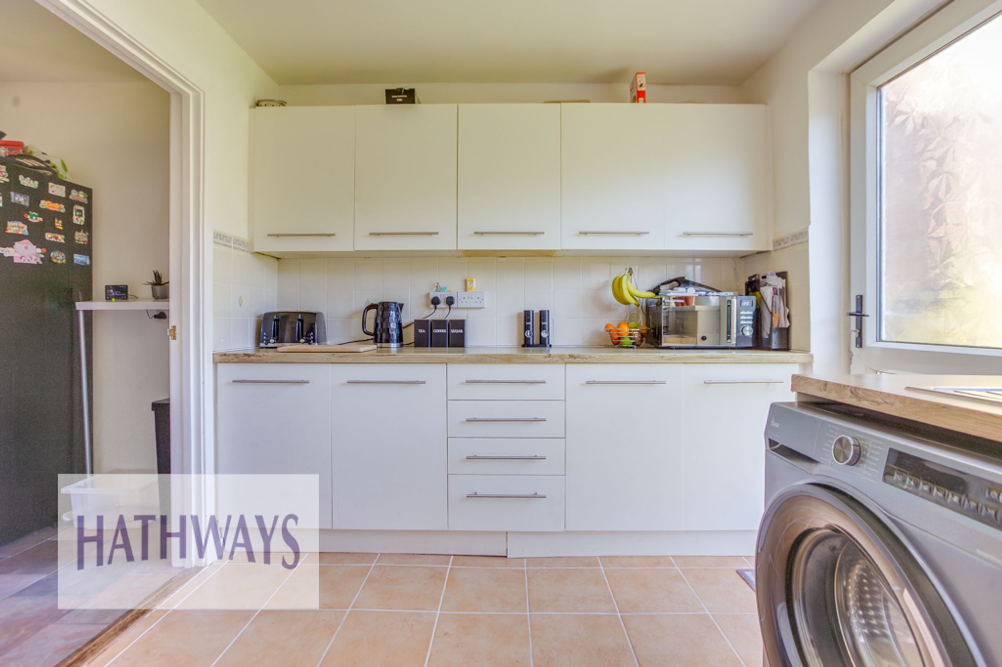 3 bed mid-terraced house for sale in Olway Close, Cwmbran  - Property Image 12