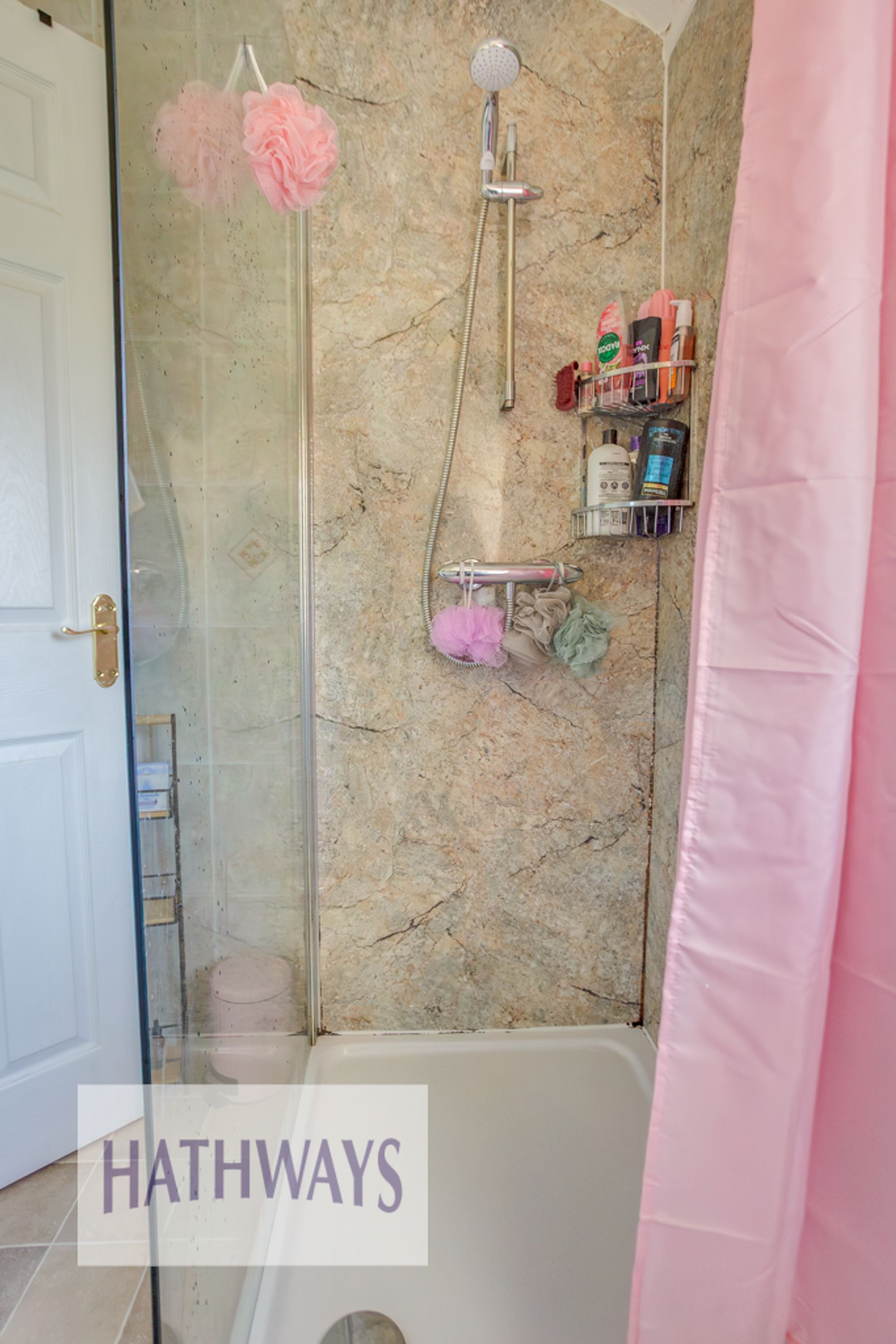 3 bed mid-terraced house for sale in Olway Close, Cwmbran  - Property Image 26