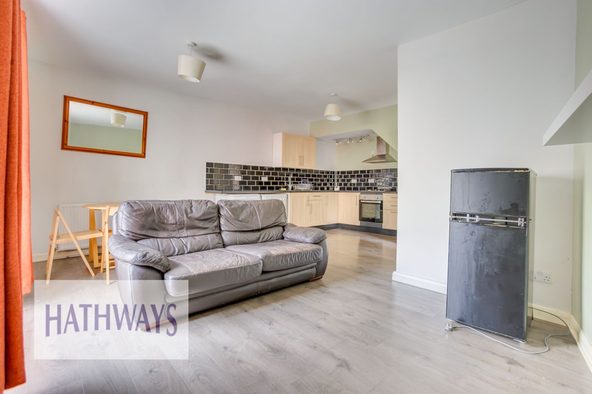 3 bed flat to rent in Crane Street, Pontypool  - Property Image 7