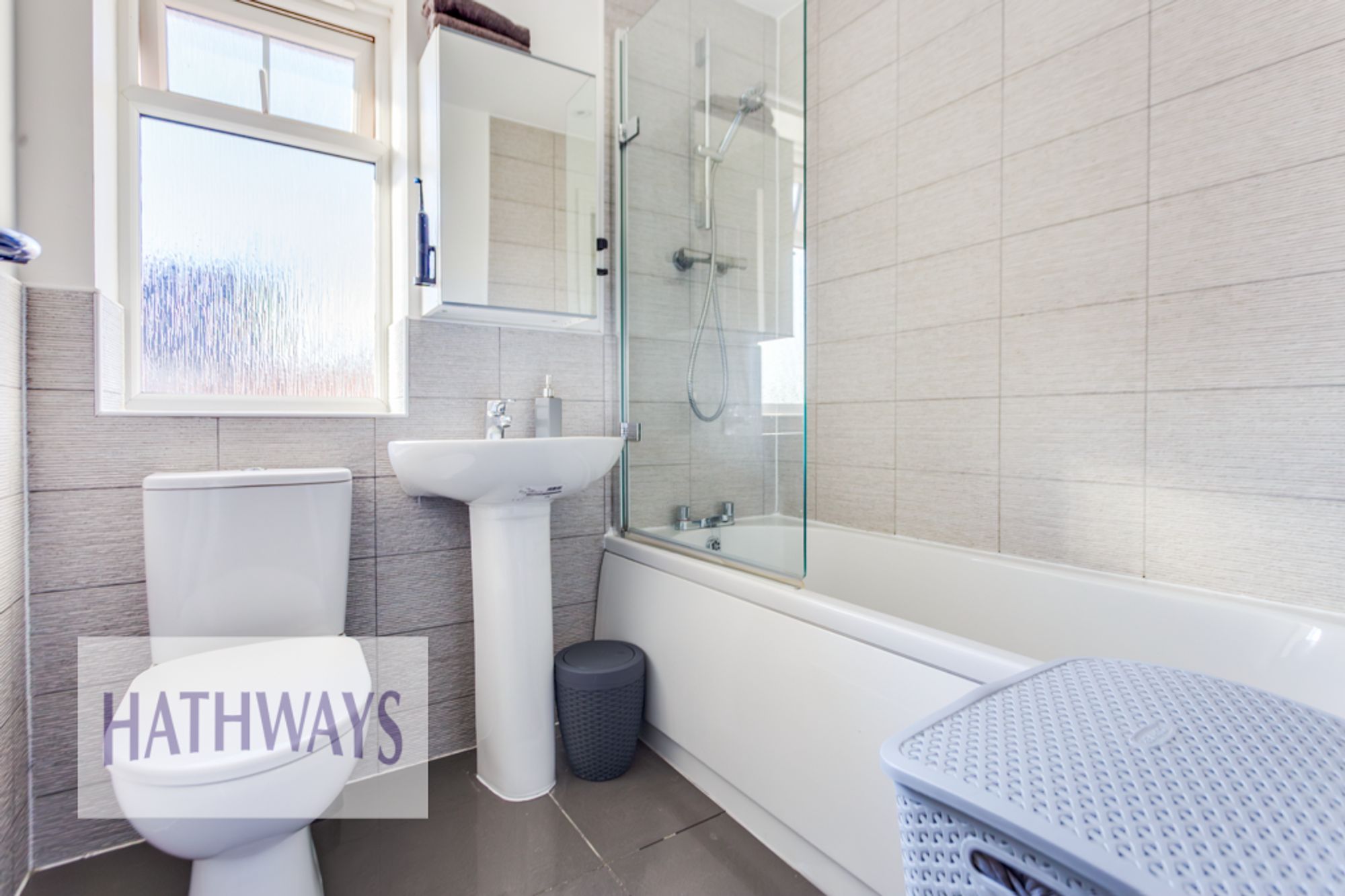 3 bed detached house for sale in Stryd Camlas, Cwmbran 35