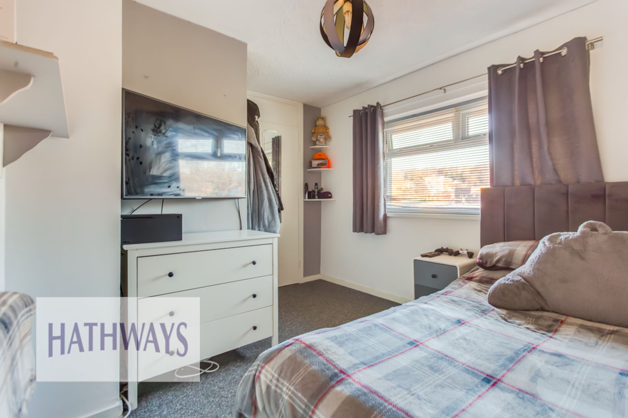 3 bed mid-terraced house for sale in Cardigan Close, Cwmbran  - Property Image 24