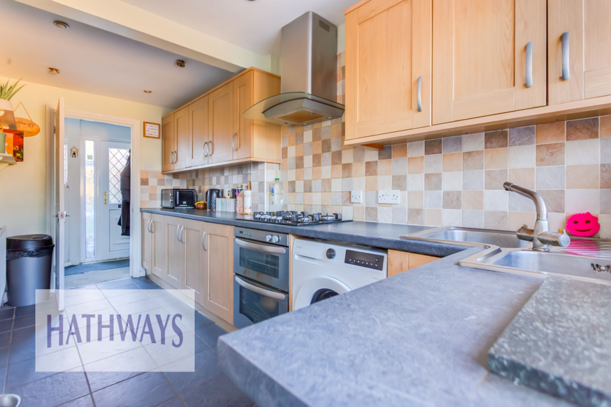 3 bed mid-terraced house for sale in Cardigan Close, Cwmbran 5