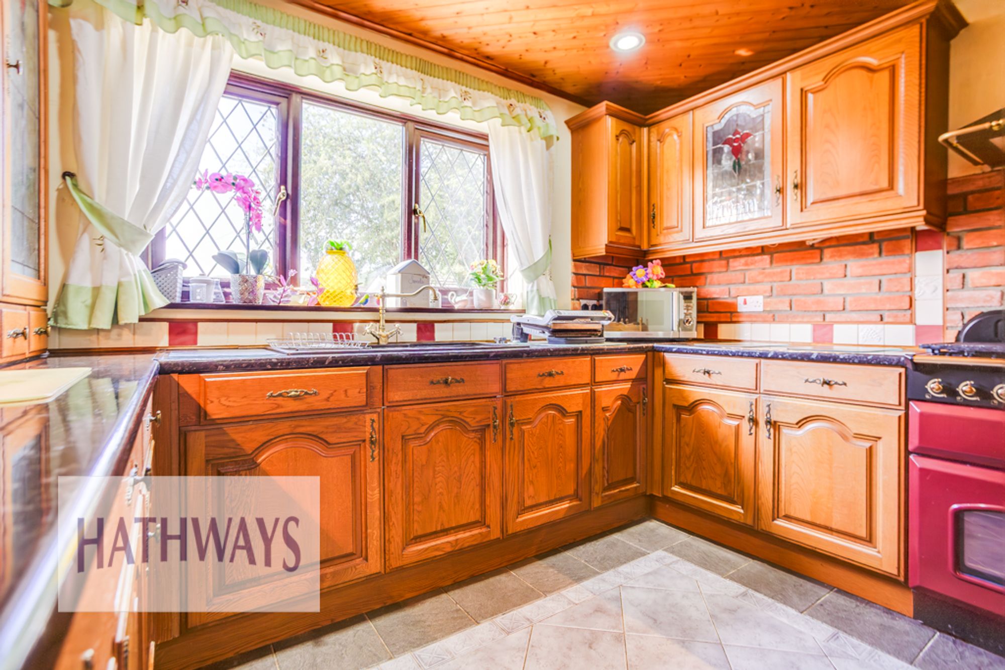 4 bed detached house for sale in Penywain Lane, Pontypool 11