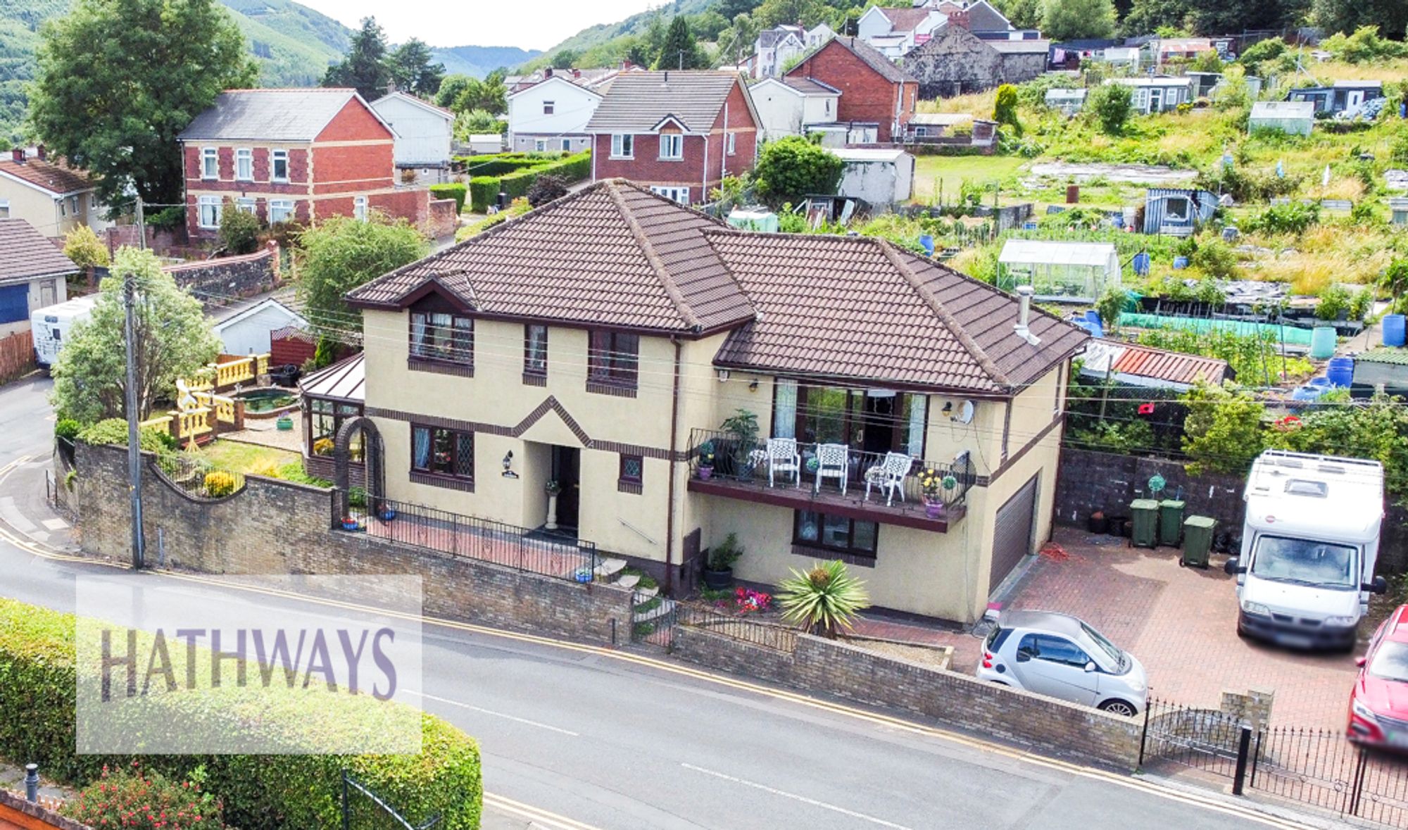 4 bed detached house for sale in Penywain Lane, Pontypool - Property Image 1