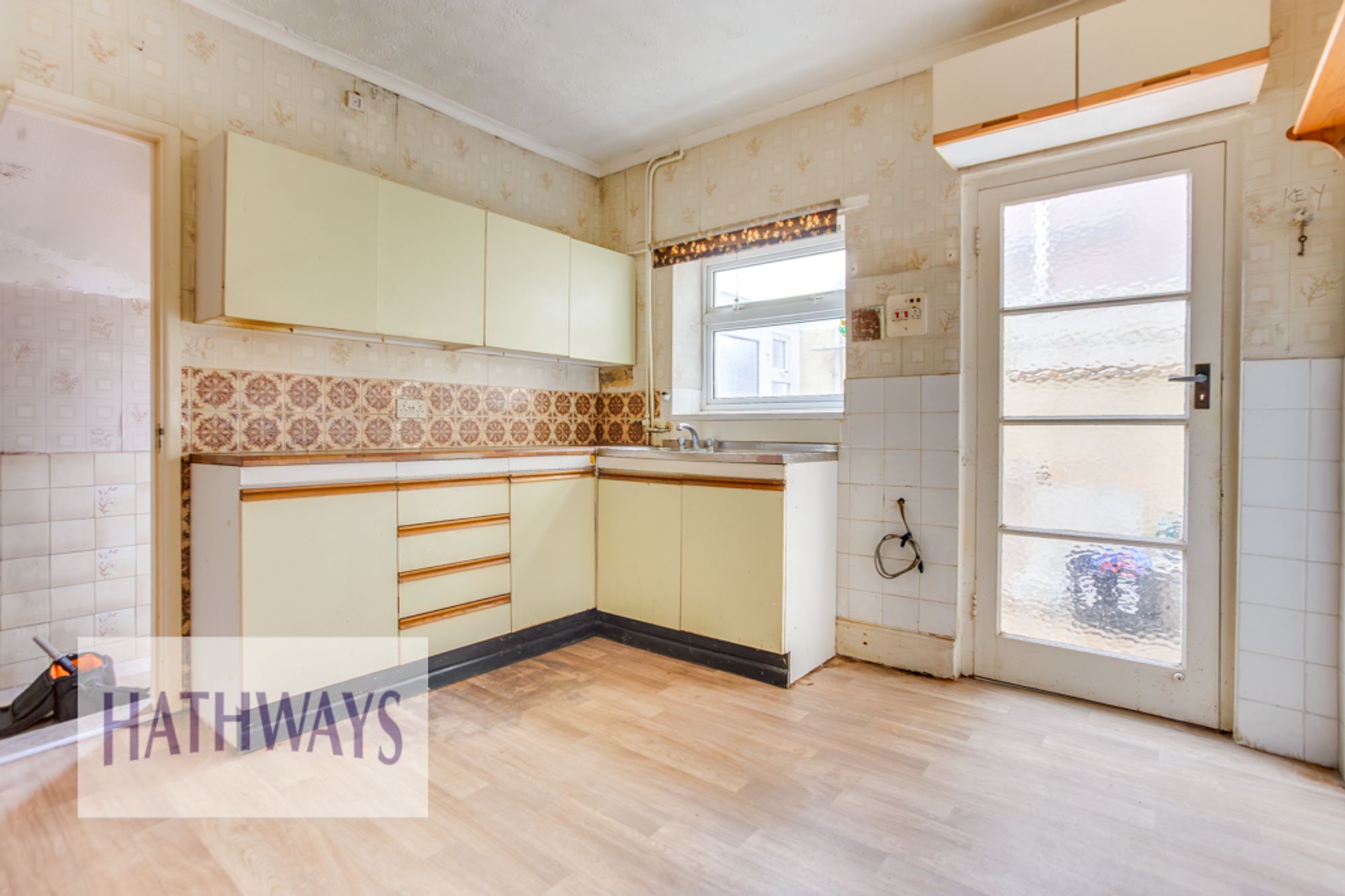 2 bed mid-terraced house for sale in Oakfield Road, Cwmbran  - Property Image 11