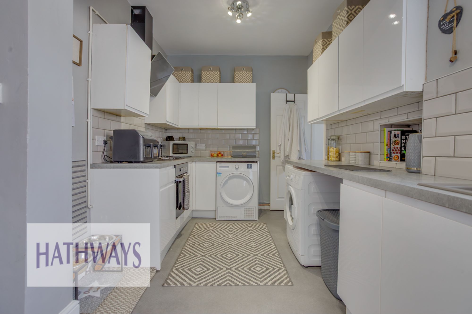 3 bed end of terrace house for sale in Church Road, Cwmbran 11