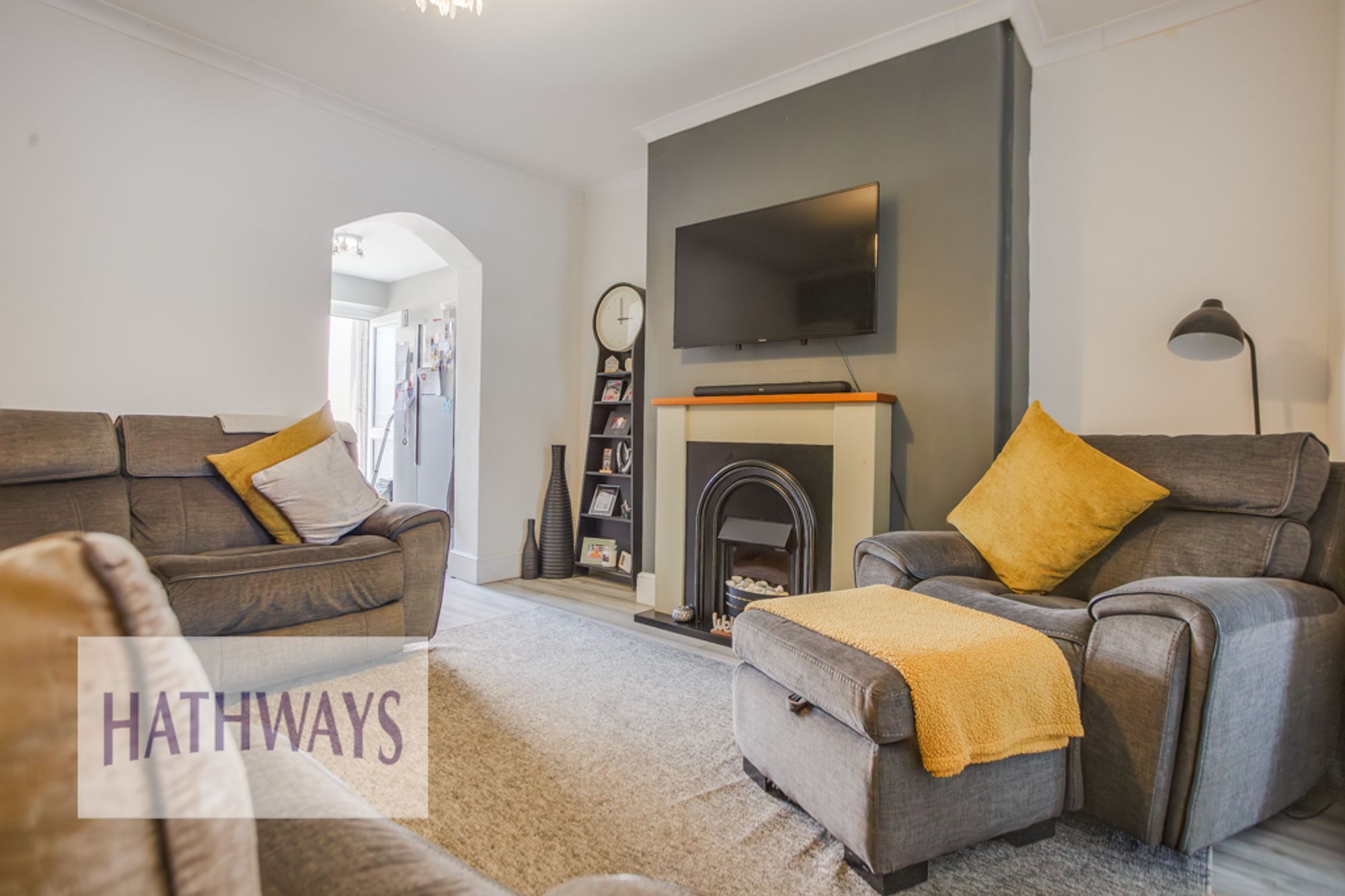 3 bed end of terrace house for sale in Church Road, Cwmbran 9