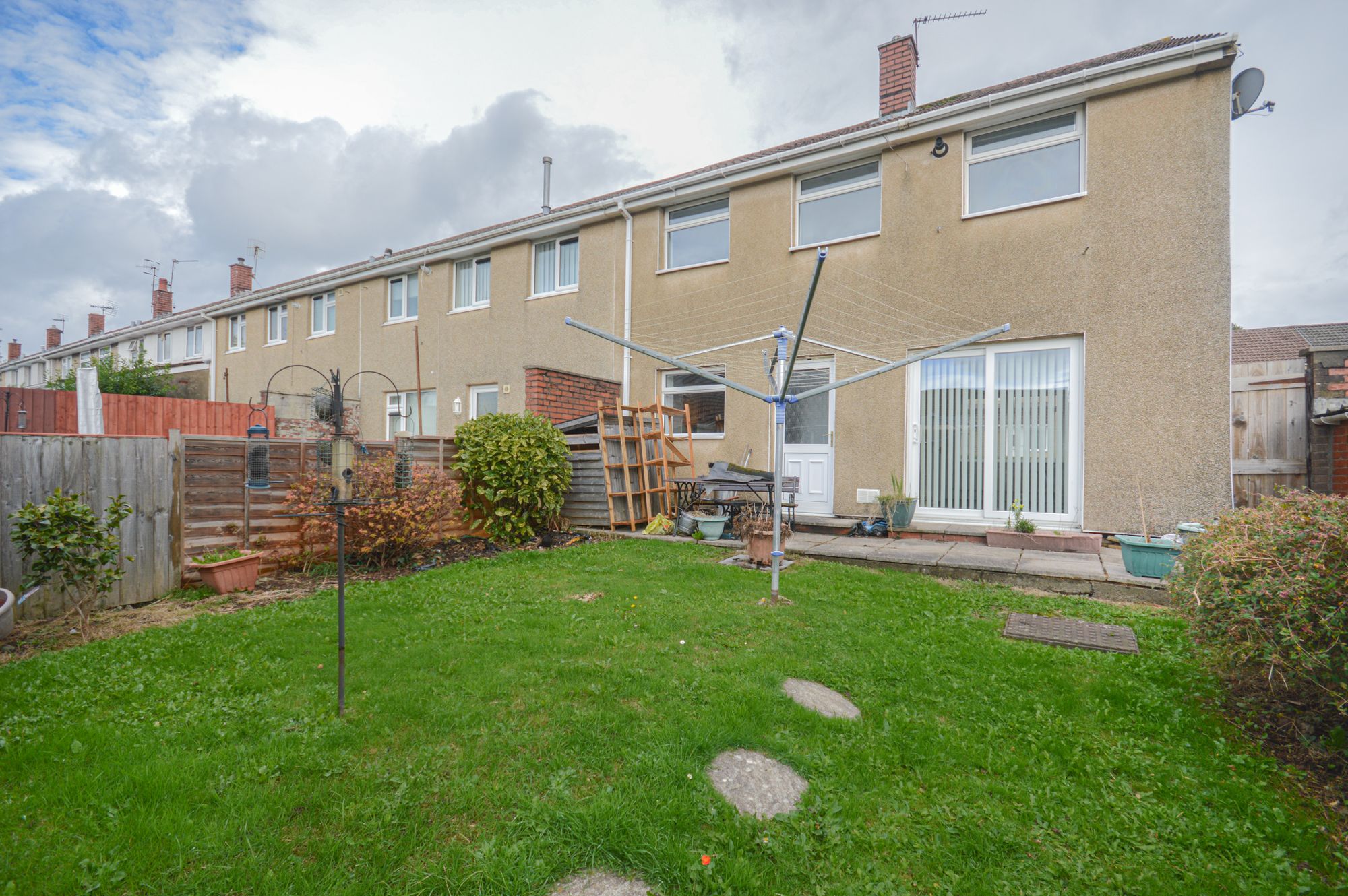 2 bed end of terrace house to rent in Holly Lodge Road, Cwmbran  - Property Image 18