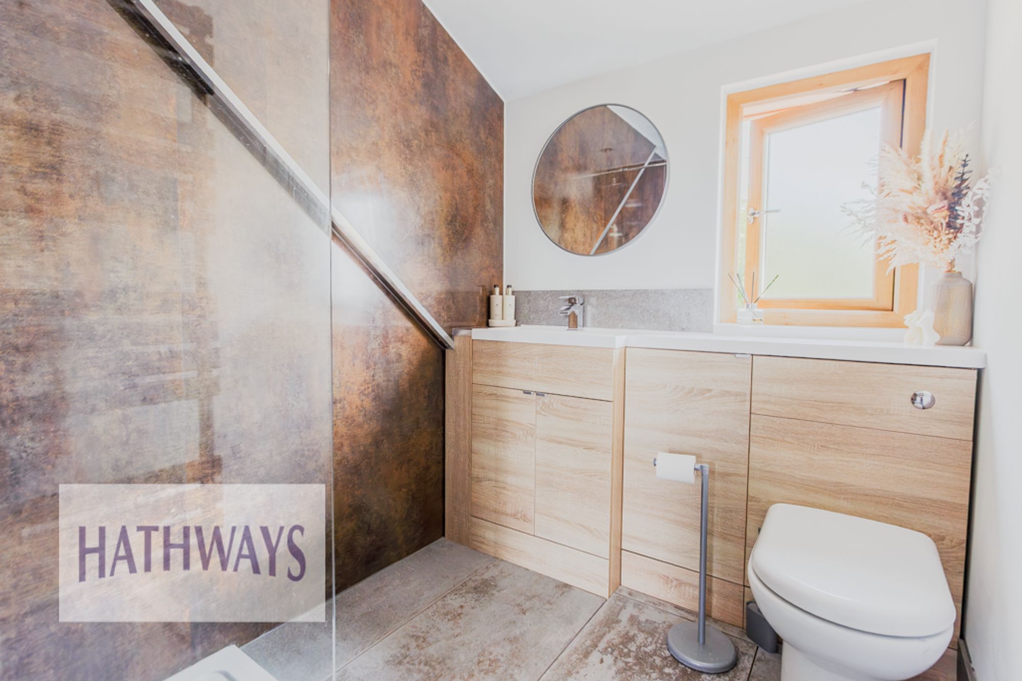 4 bed detached house for sale in Maindee Terrace, Cwmbran 35