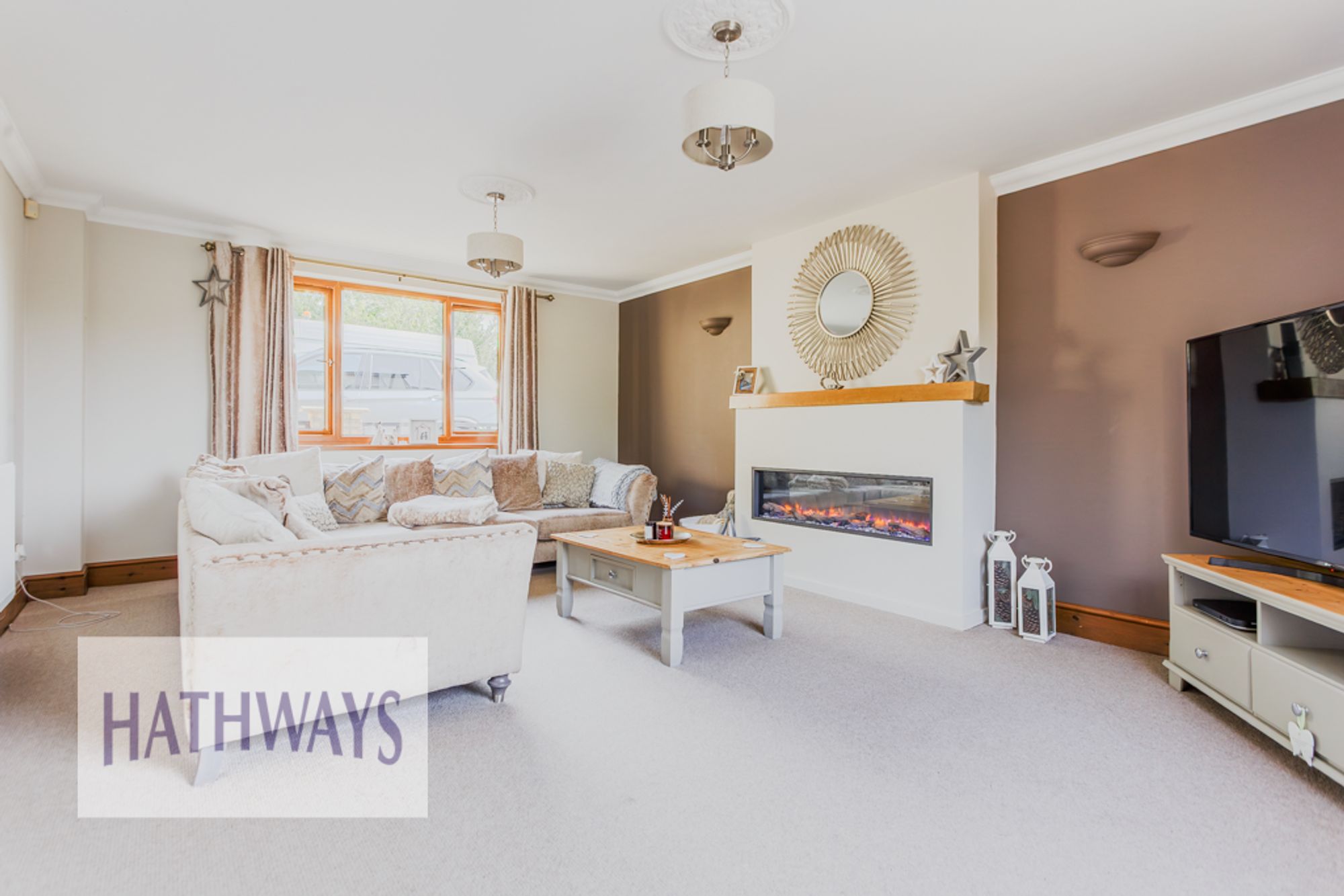 4 bed detached house for sale in Maindee Terrace, Cwmbran  - Property Image 10