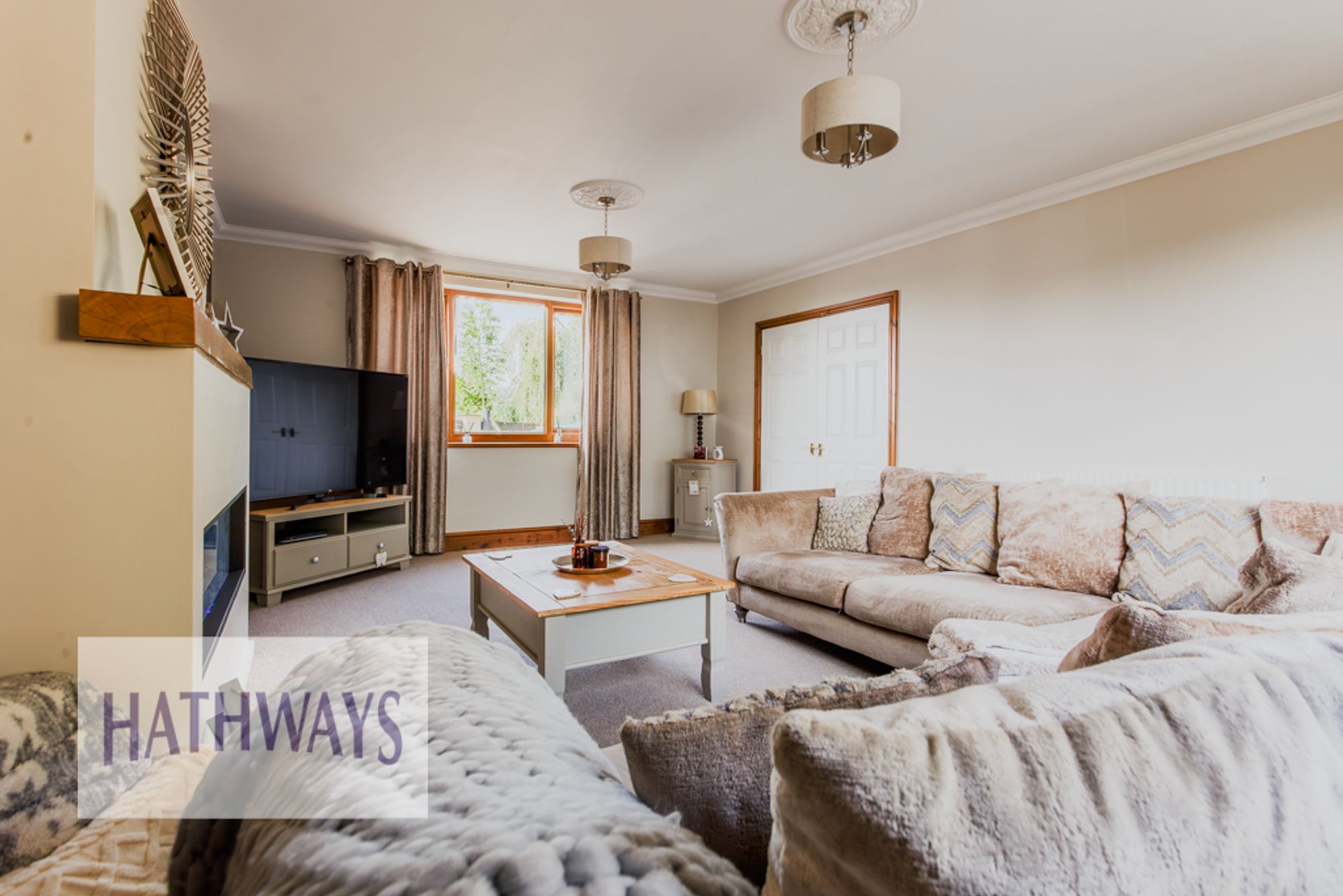 4 bed detached house for sale in Maindee Terrace, Cwmbran  - Property Image 12
