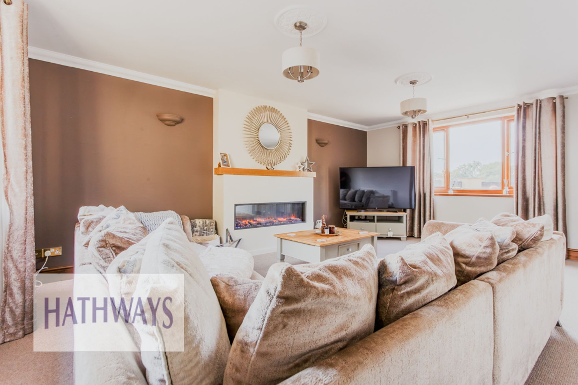 4 bed detached house for sale in Maindee Terrace, Cwmbran  - Property Image 14