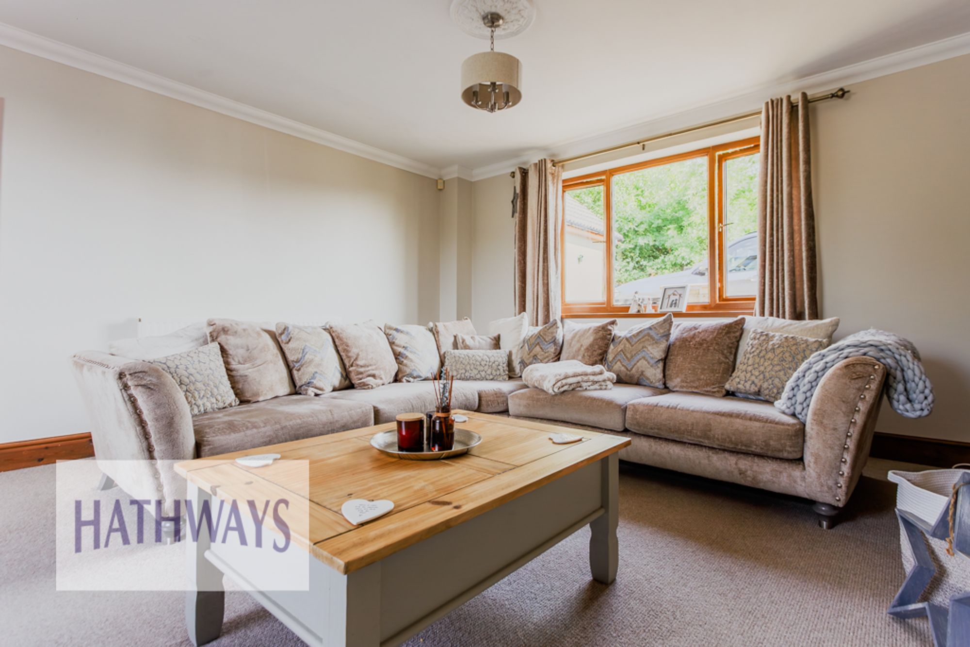 4 bed detached house for sale in Maindee Terrace, Cwmbran  - Property Image 11