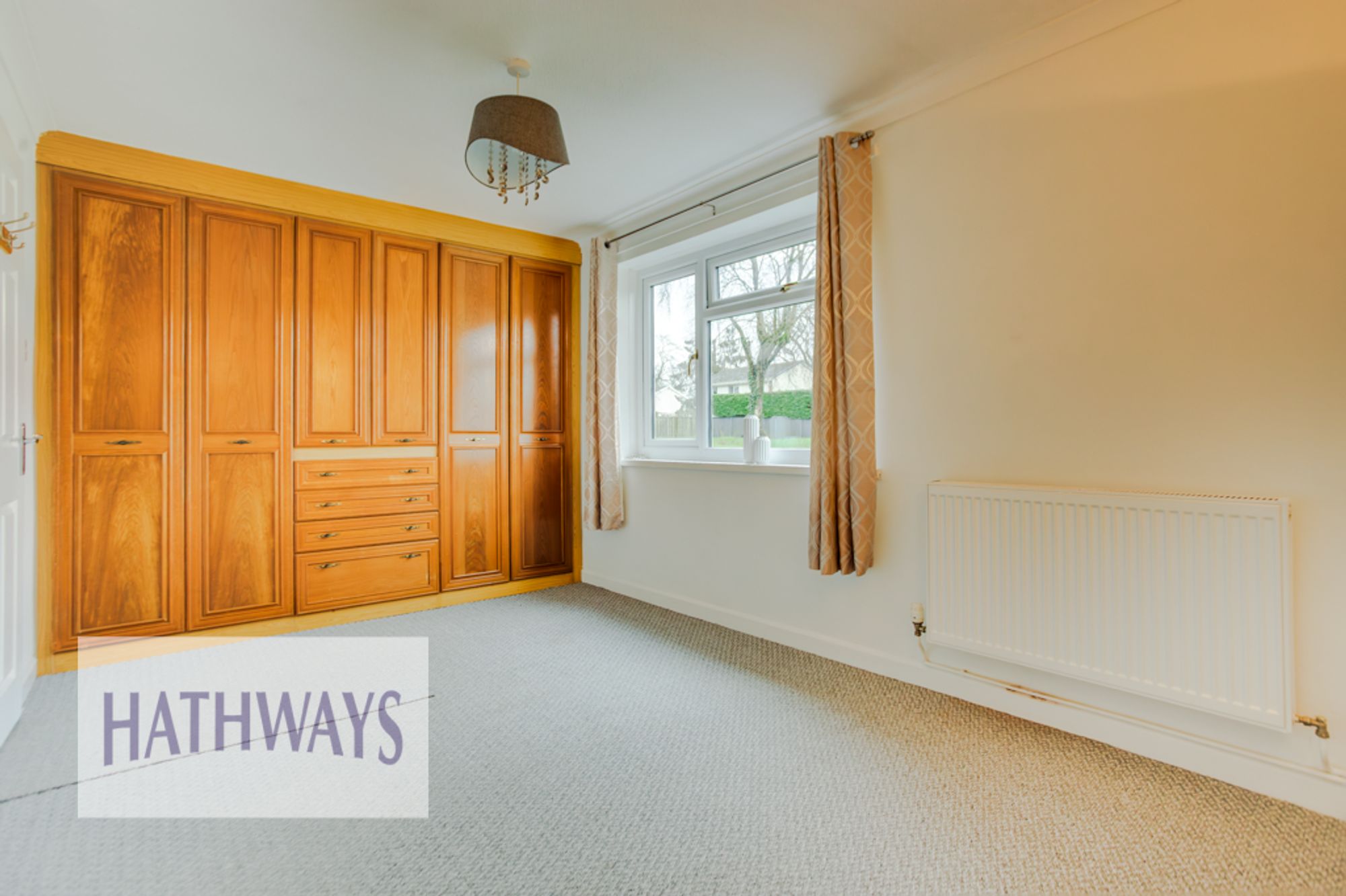 2 bed flat to rent, Cwmbran  - Property Image 14