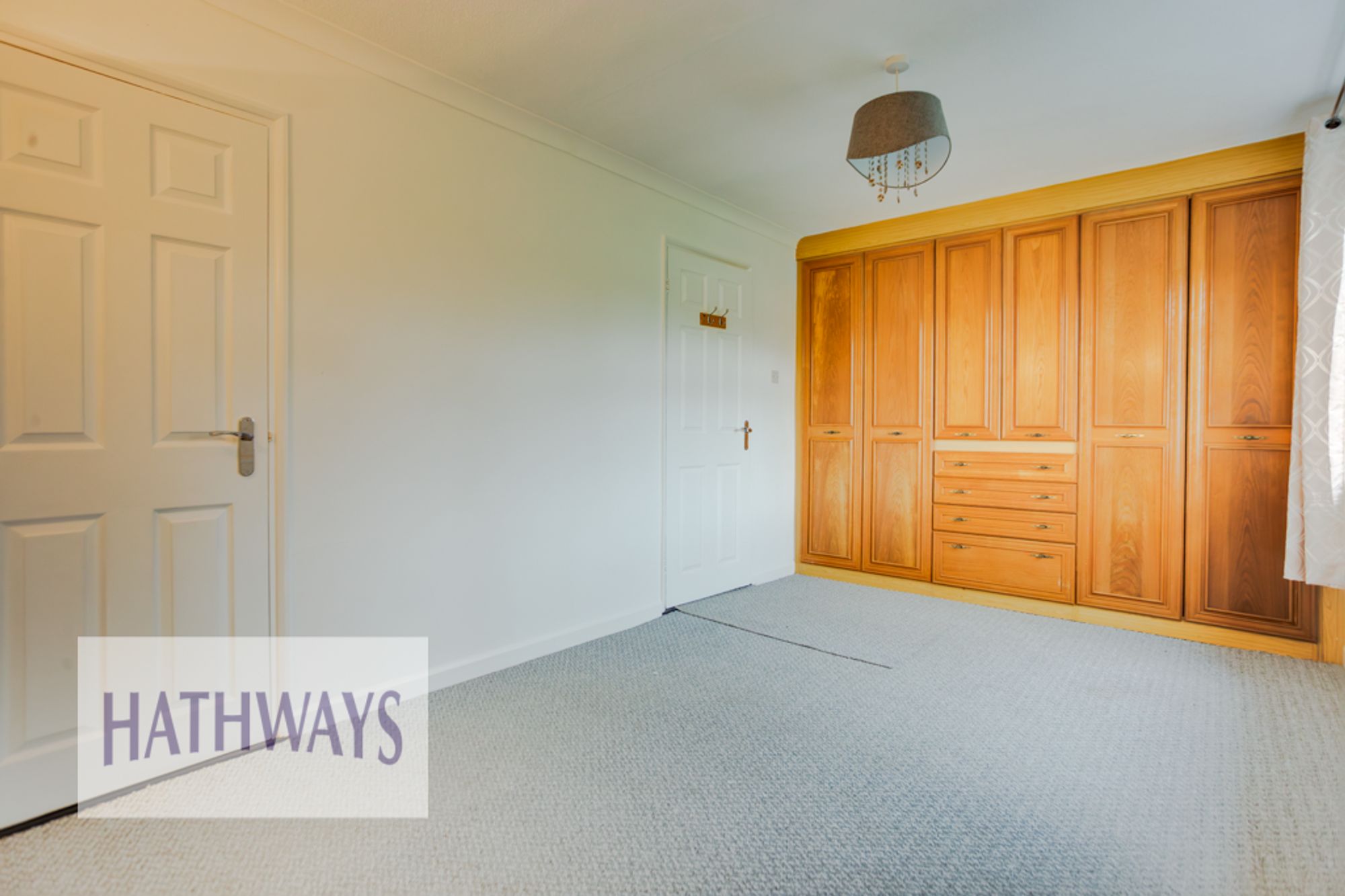 2 bed flat to rent, Cwmbran 14