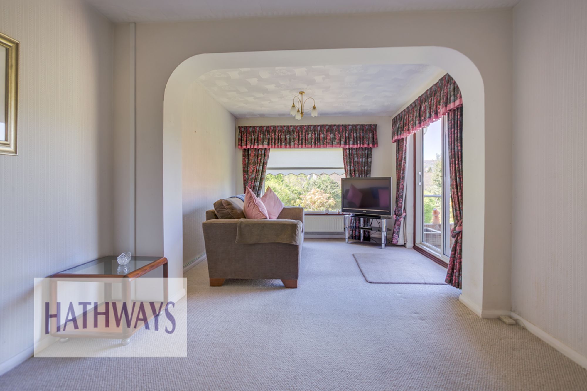 3 bed end of terrace house for sale in Llanyravon Way, Cwmbran  - Property Image 8