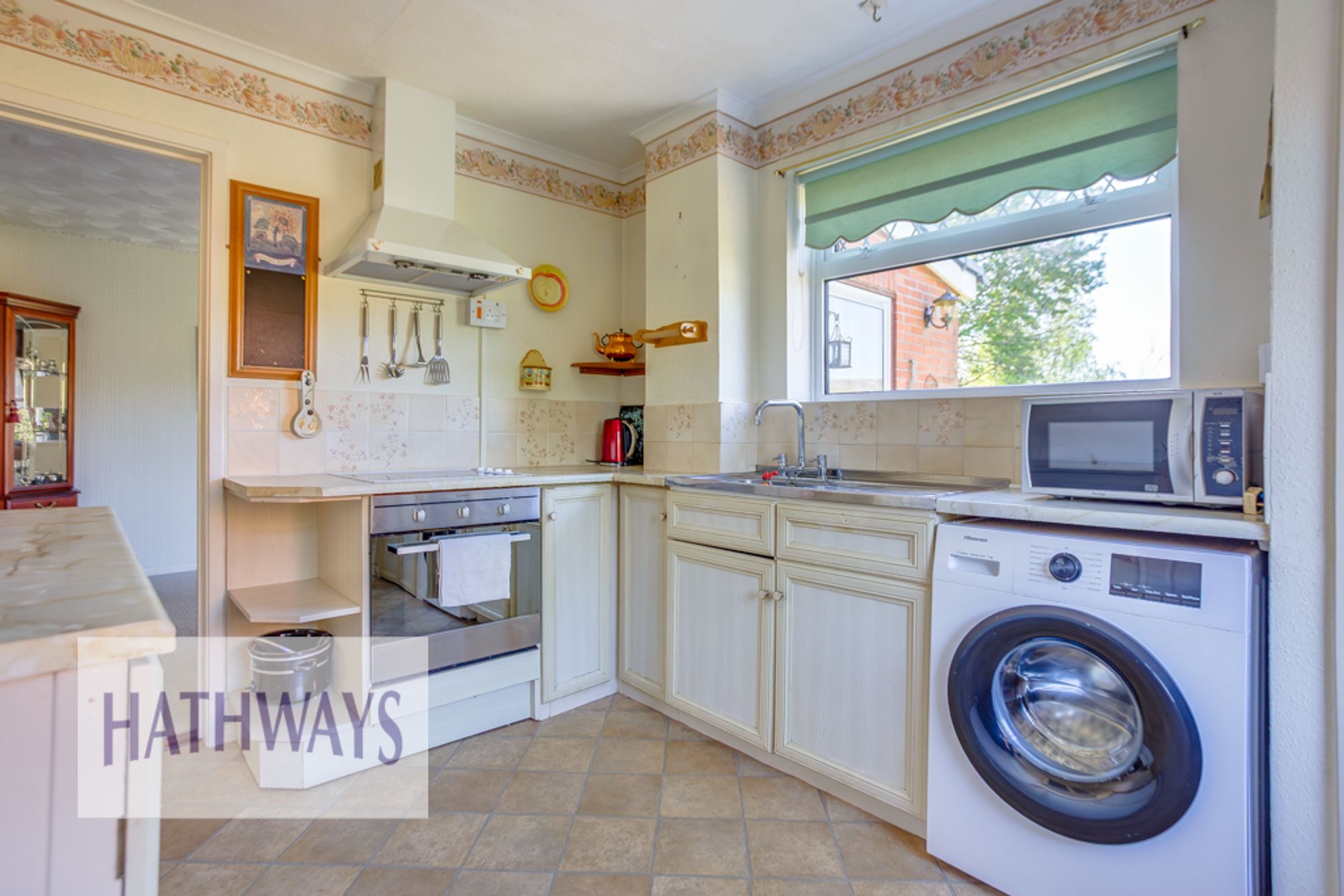 3 bed end of terrace house for sale in Llanyravon Way, Cwmbran 16