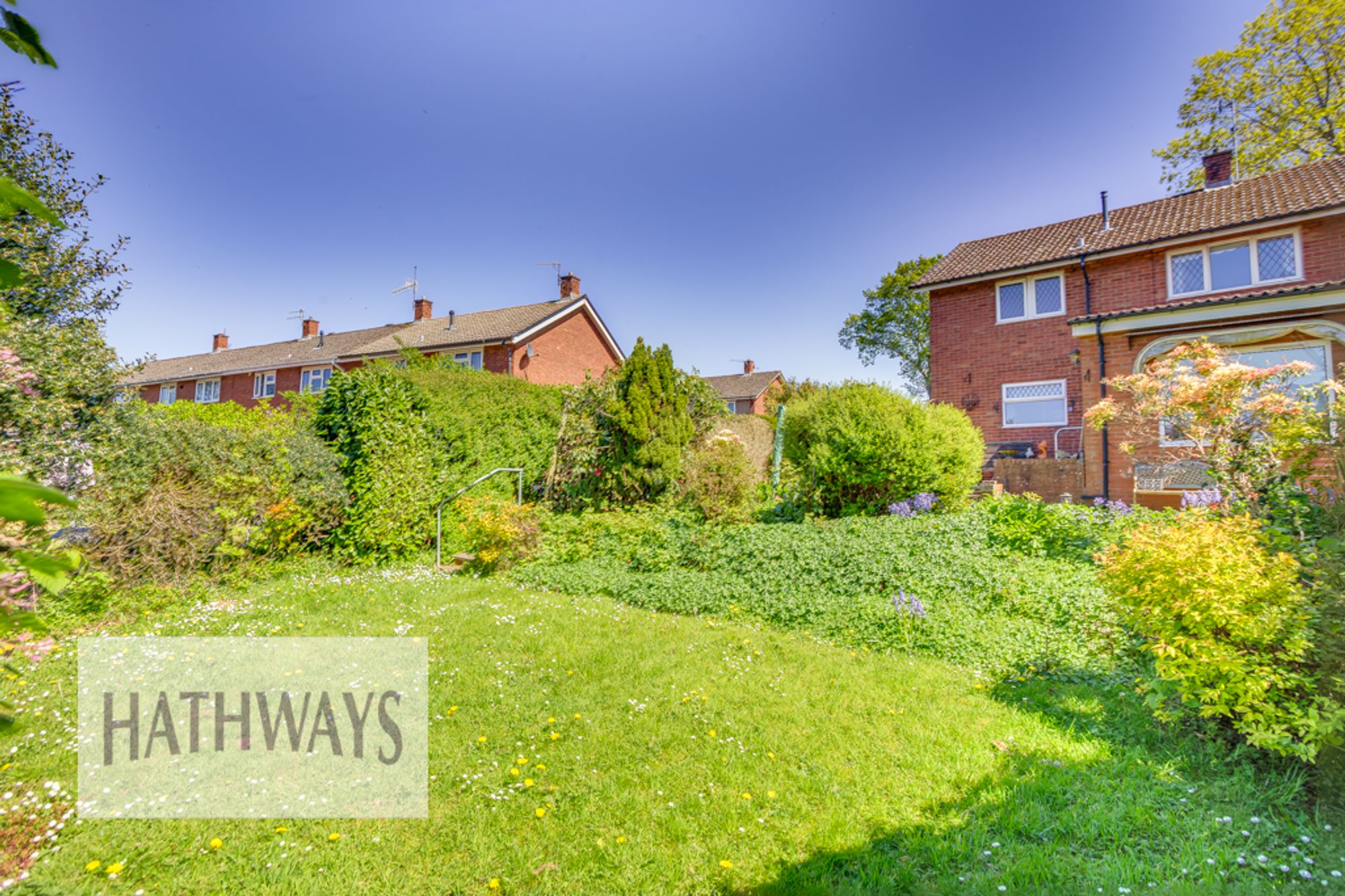 3 bed end of terrace house for sale in Llanyravon Way, Cwmbran  - Property Image 39