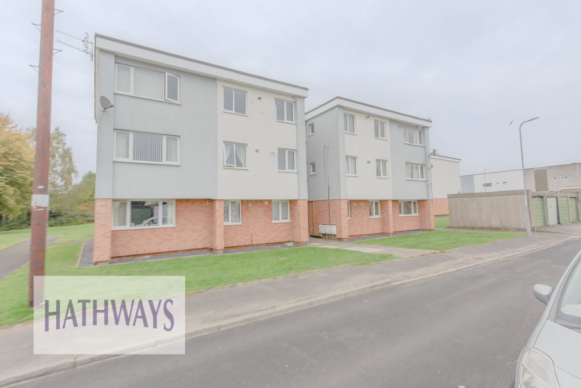2 bed flat for sale in Monmouth Close, Pontypool  - Property Image 1