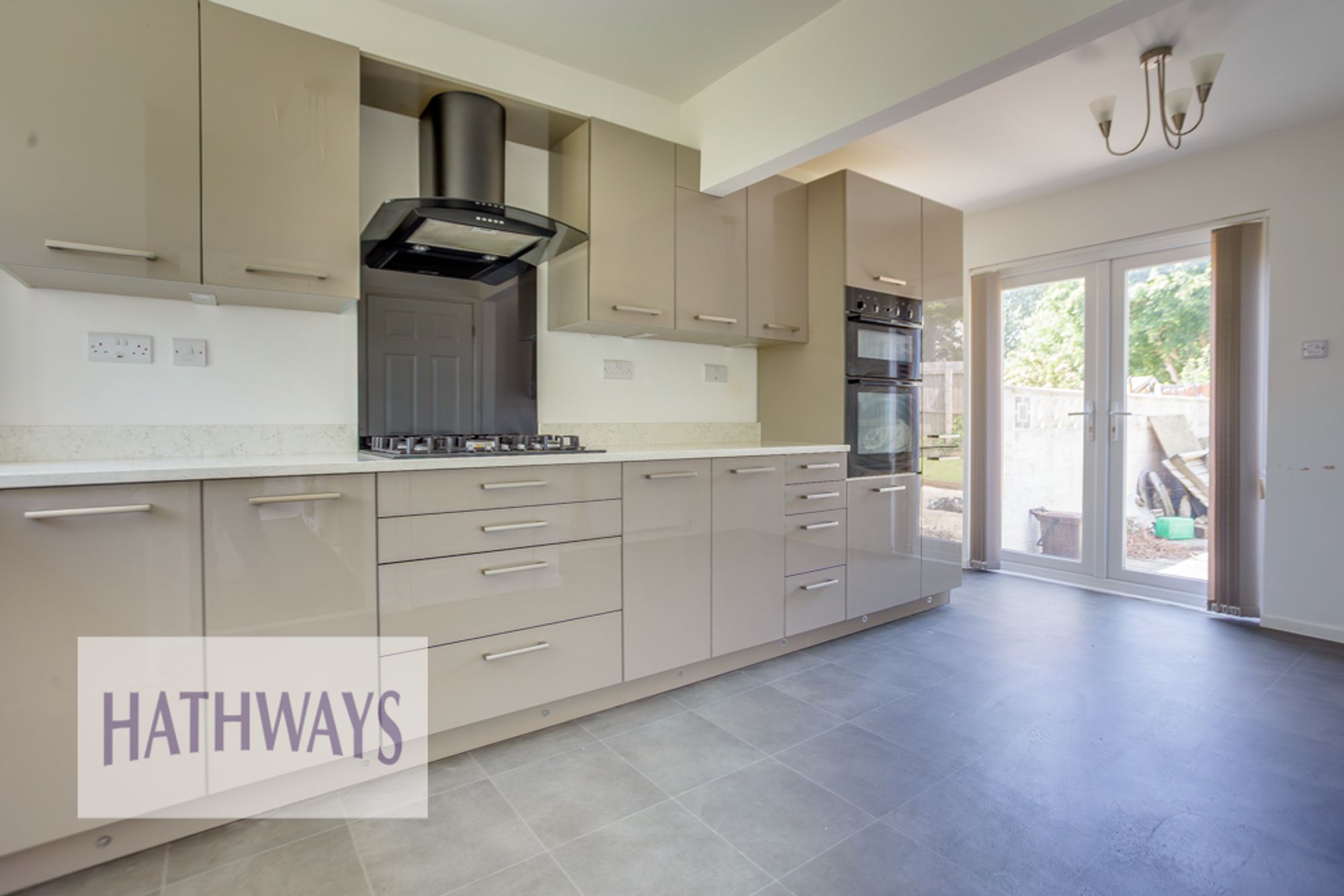 3 bed terraced house for sale in Clyffes, Greenmeadow, NP44  - Property Image 8
