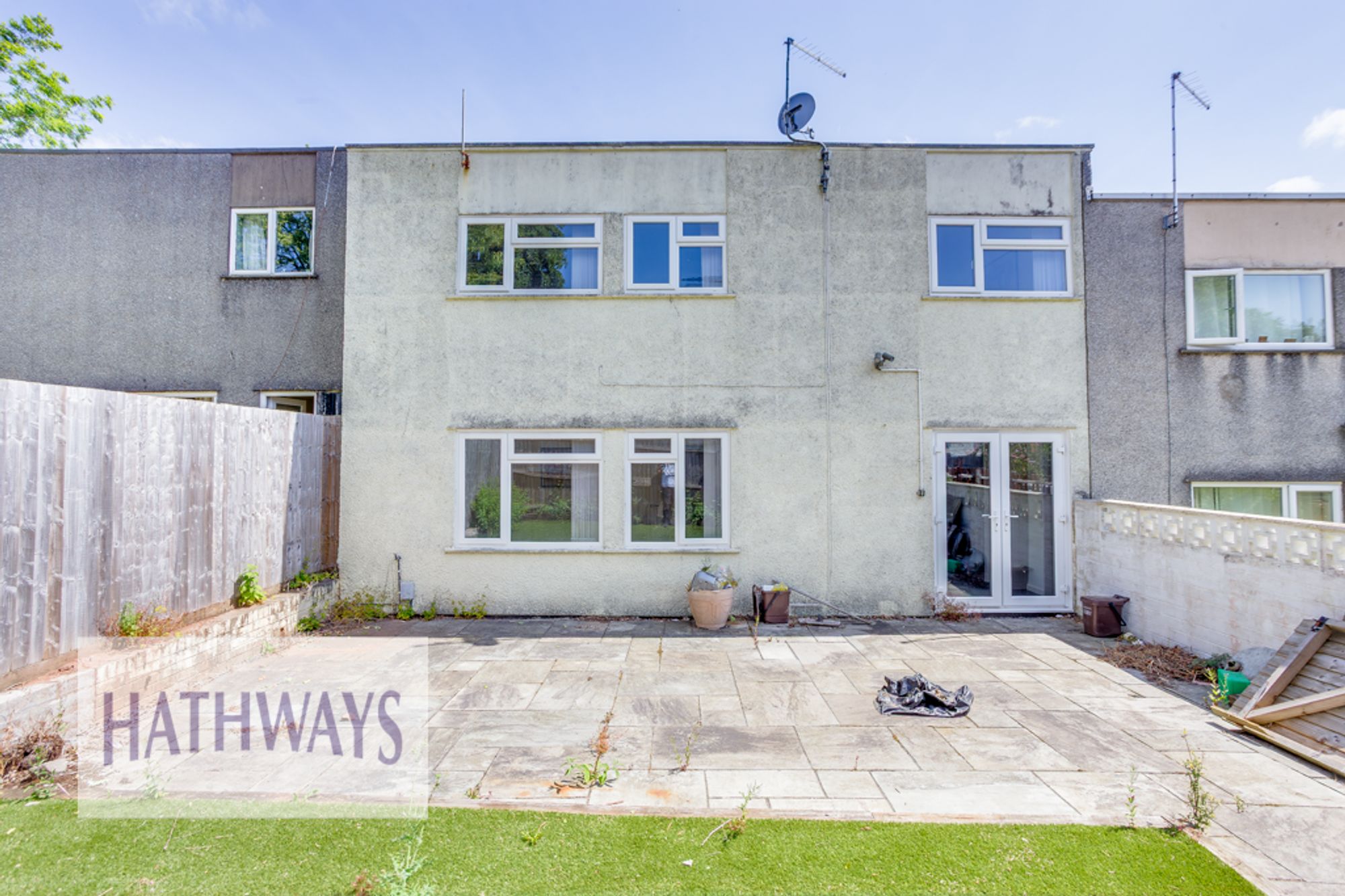 3 bed terraced house for sale in Clyffes, Greenmeadow, NP44 25
