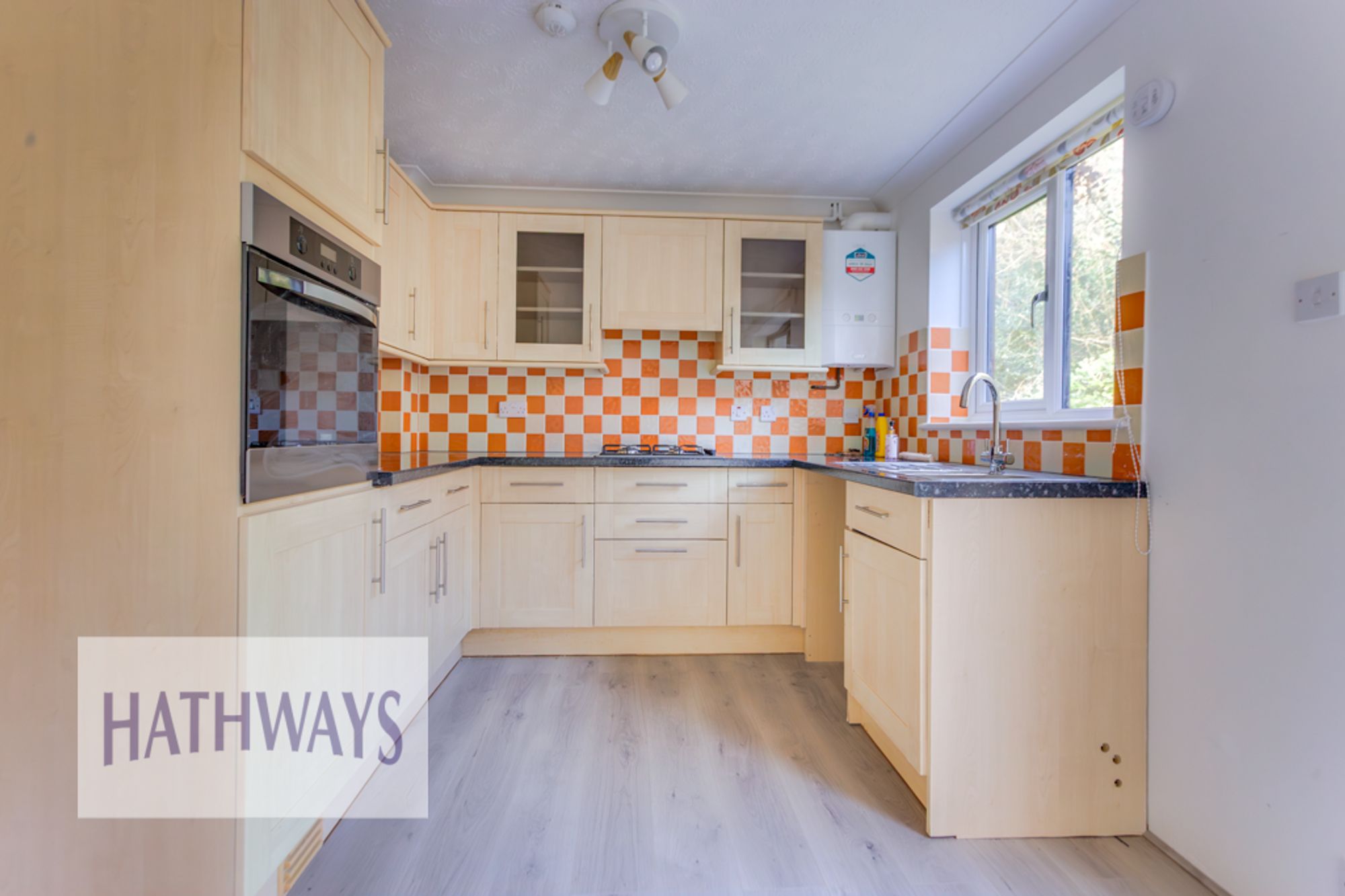 3 bed semi-detached house to rent in Laburnum Drive, Cwmbran 7