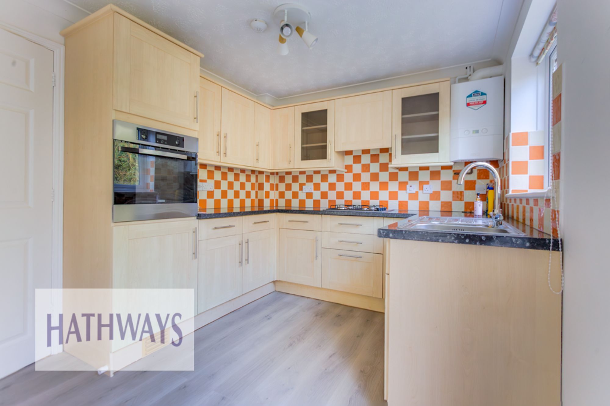 3 bed semi-detached house to rent in Laburnum Drive, Cwmbran 8