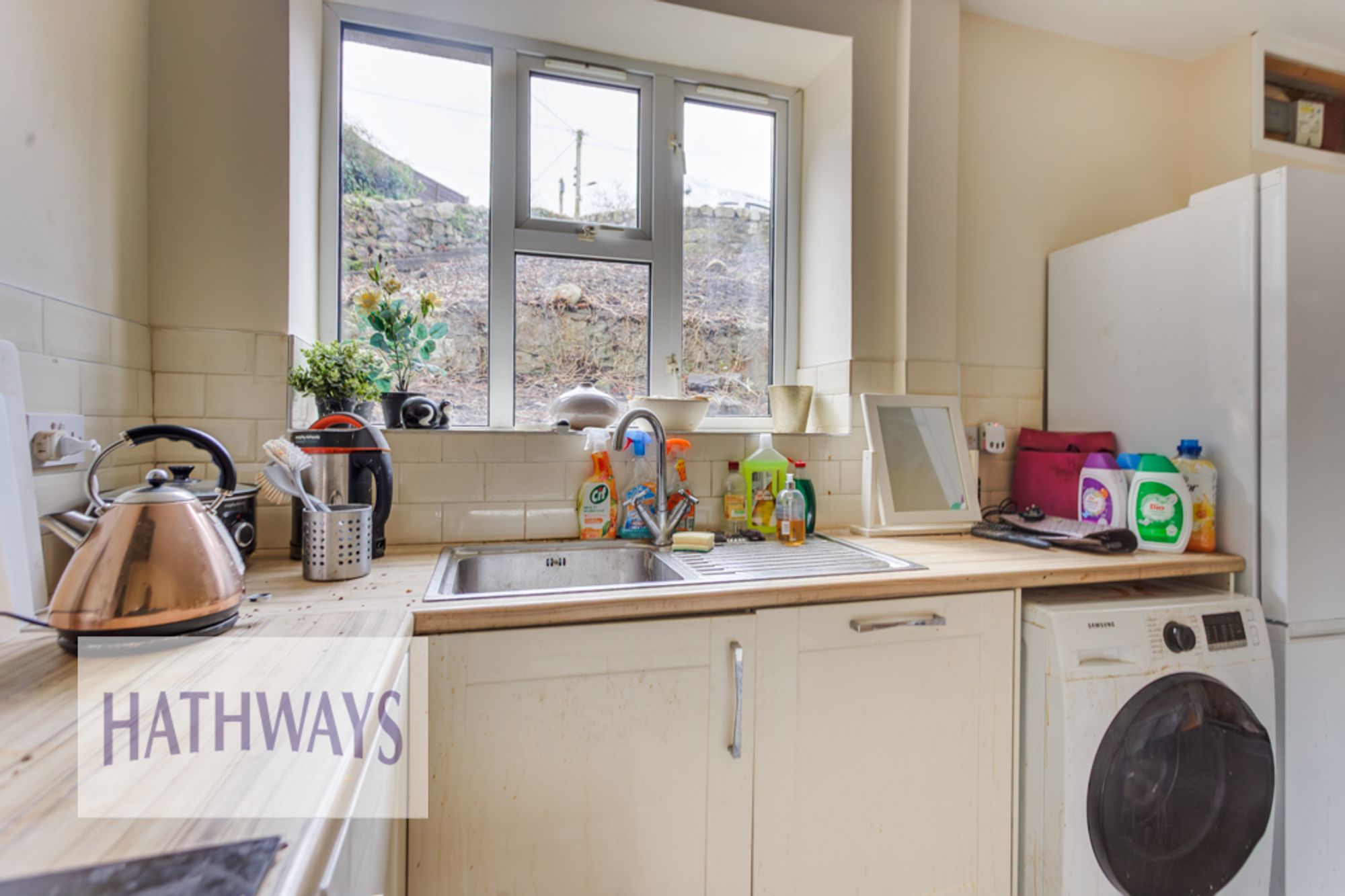 3 bed end of terrace house for sale in Black Path, Pontypool  - Property Image 14