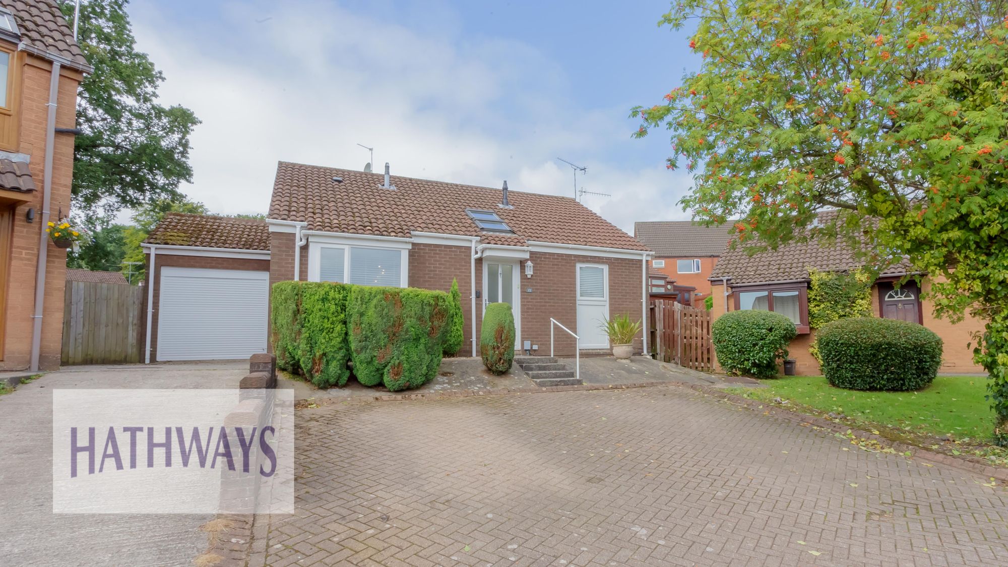 2 bed to rent in Five Locks Close, Cwmbran, NP44