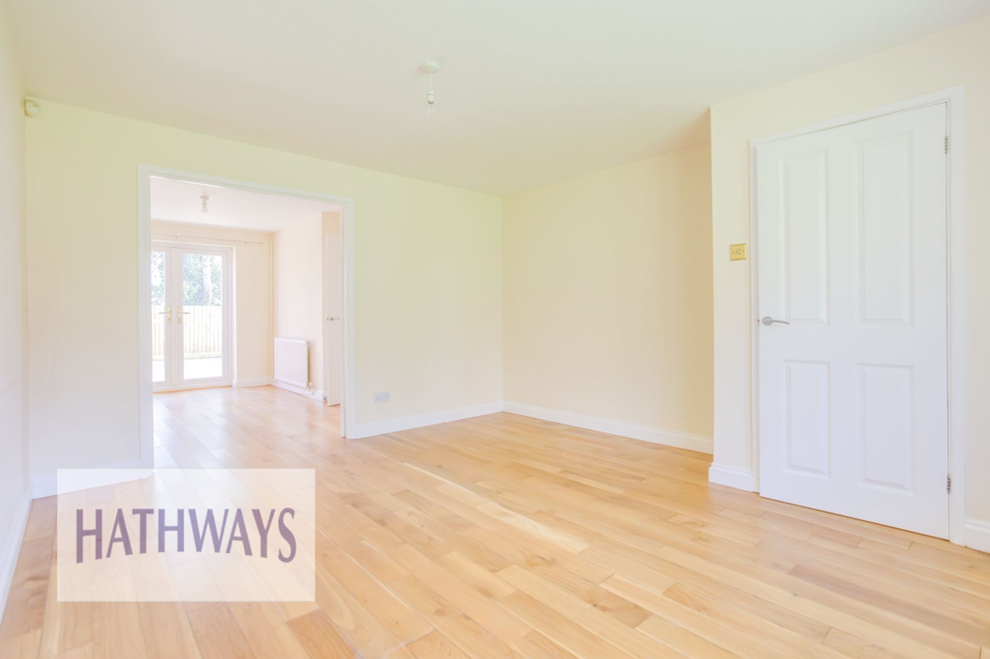 3 bed detached house for sale in Oaklands View, Cwmbran  - Property Image 8