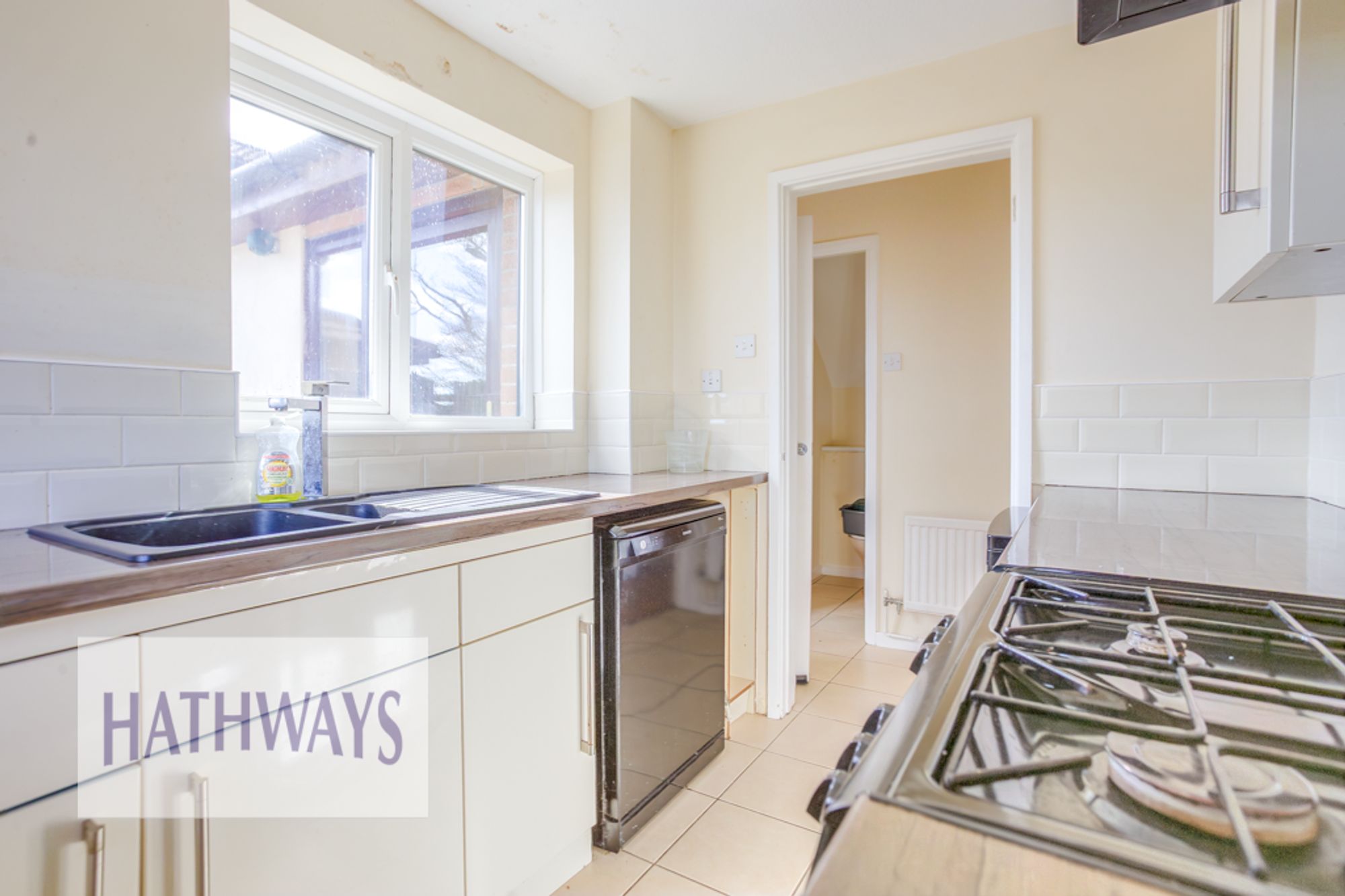 3 bed detached house for sale in Oaklands View, Cwmbran 13