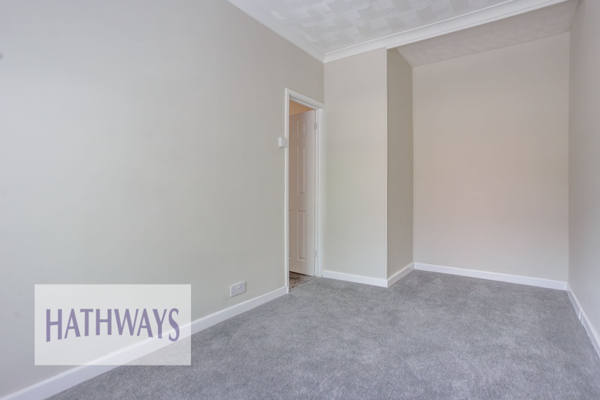 3 bed terraced house to rent in Godfrey Road, Cwmbran 22