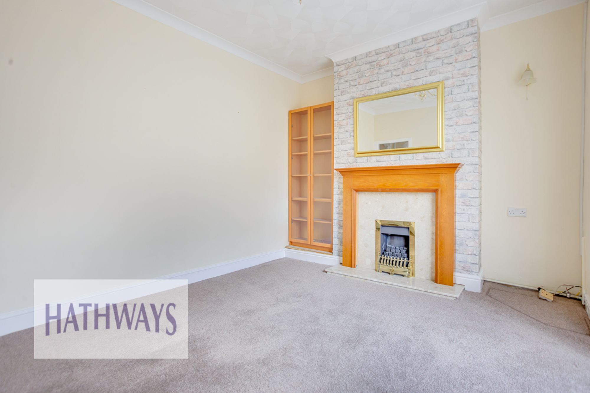 3 bed terraced house to rent in Godfrey Road, Cwmbran 3
