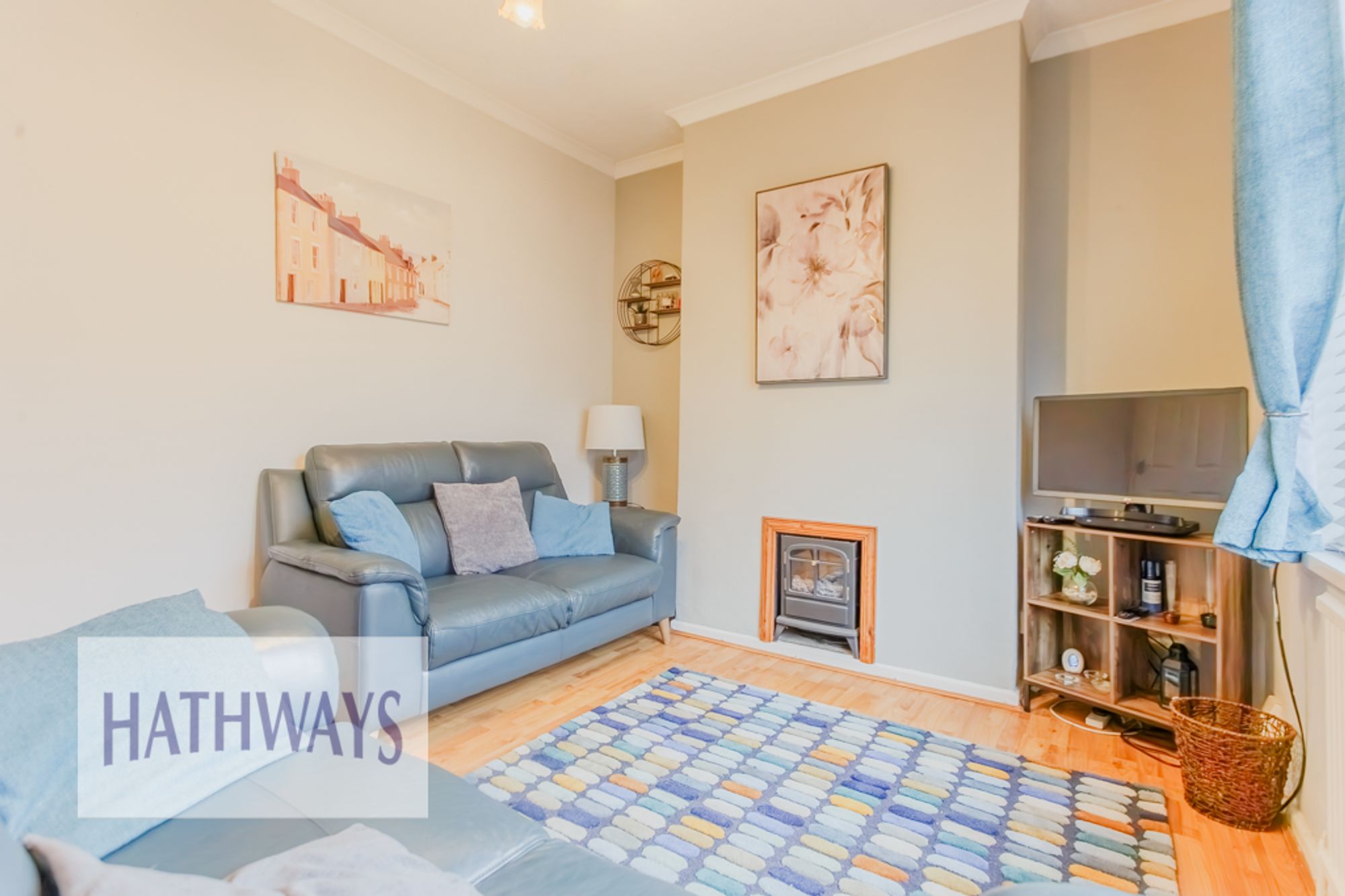 4 bed mid-terraced house for sale in Lowlands Road, Cwmbran 4