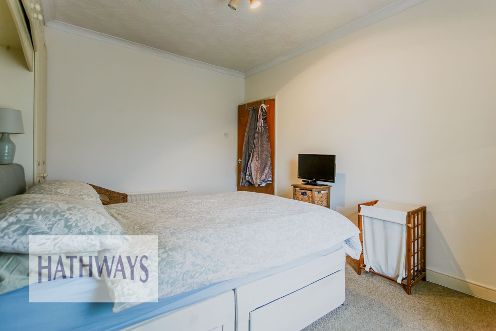 4 bed mid-terraced house for sale in Lowlands Road, Cwmbran 21