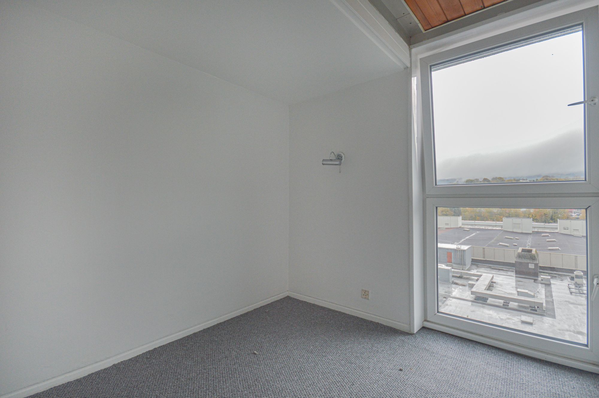 1 bed apartment to rent in Monmouth Walk, Cwmbran  - Property Image 8