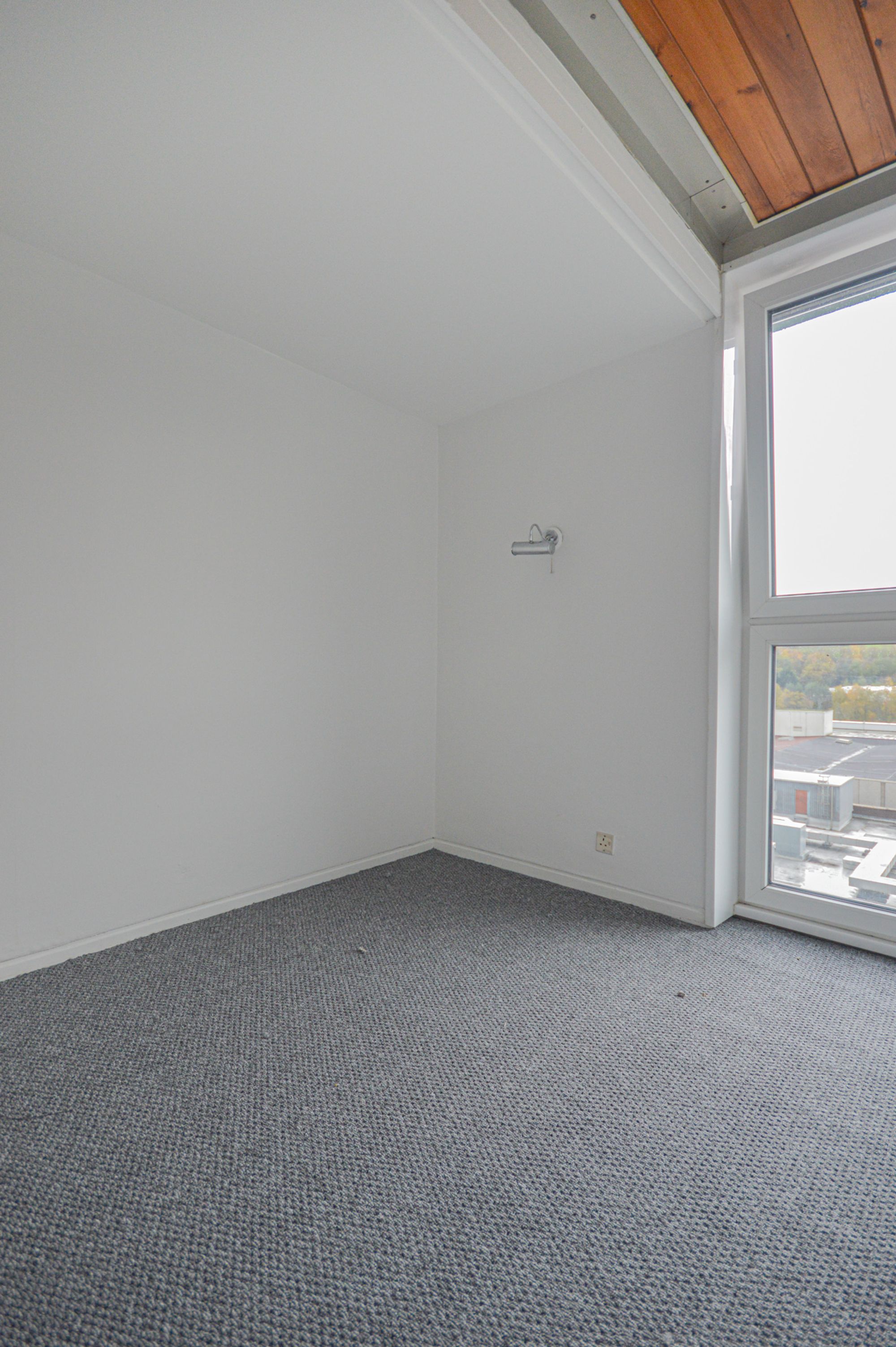 1 bed apartment to rent in Monmouth Walk, Cwmbran  - Property Image 7